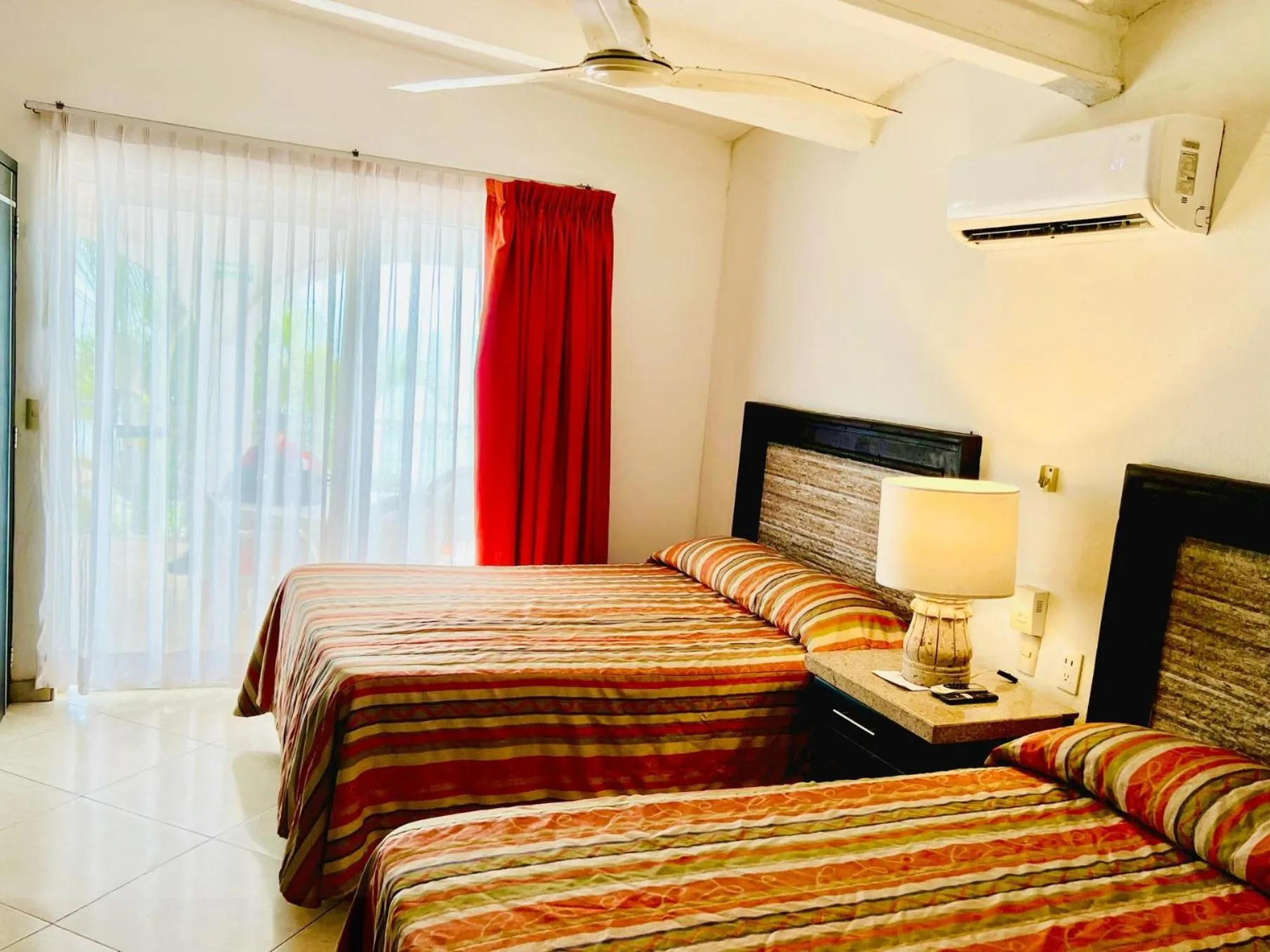 Bed in Los Picos Hotel & Suites Bucerias