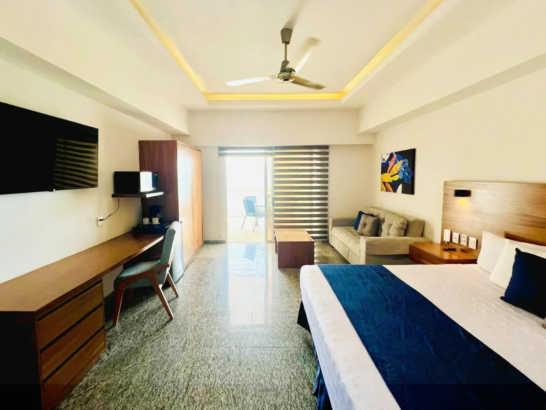 Bedroom, Bed in Los Picos Hotel & Suites Bucerias Bedroom, Bed in Los Picos Hotel & Suites Bucerias