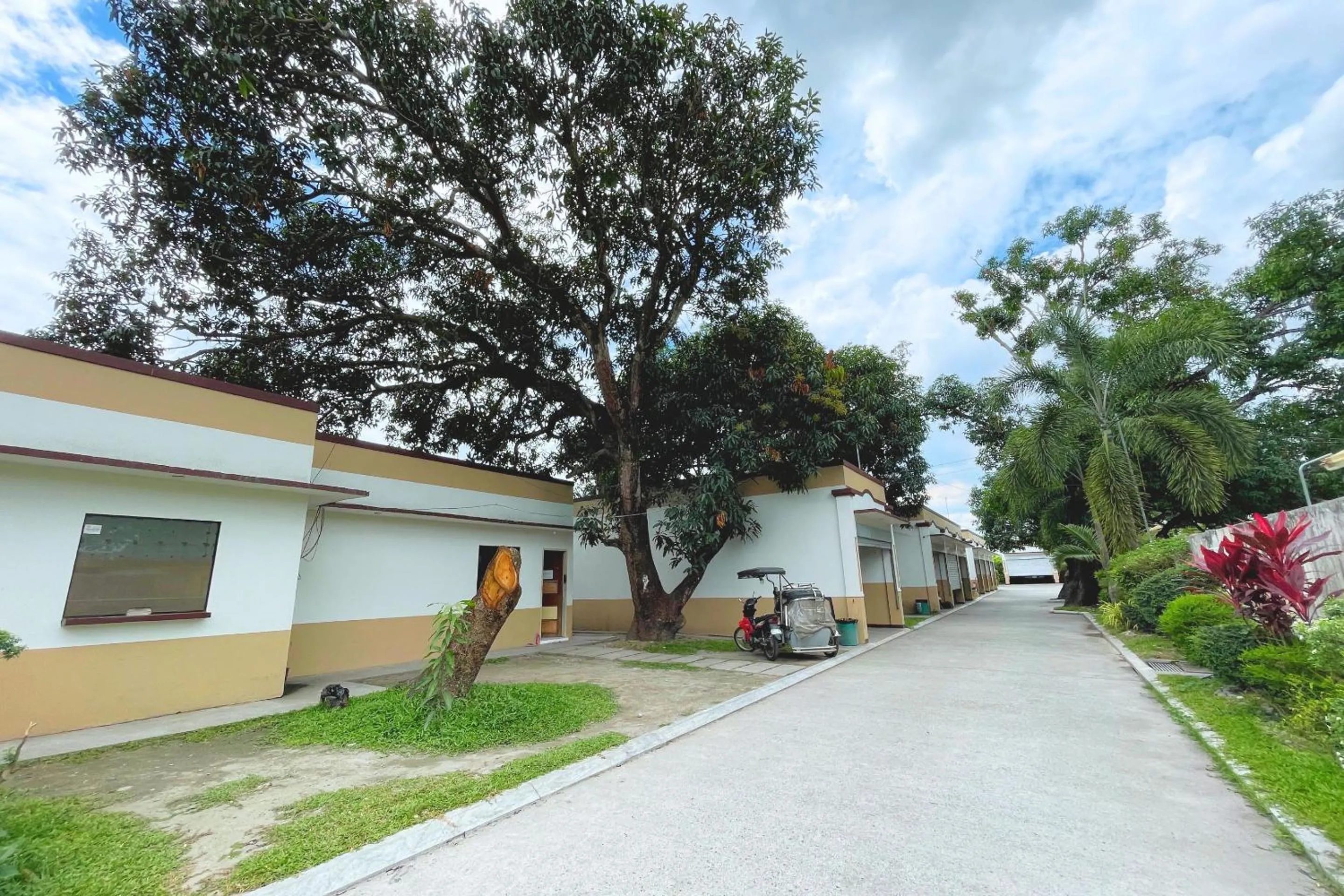 Property building in Hidden Key Inn Tarlac