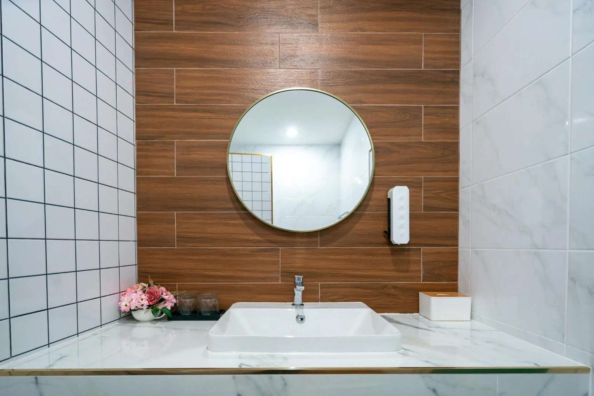 Bathroom in Phunaya Phuket Oldtown Hotel