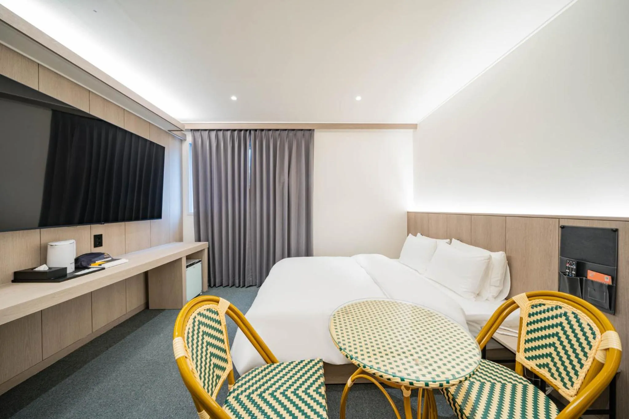 Hound Hotel DaeGu