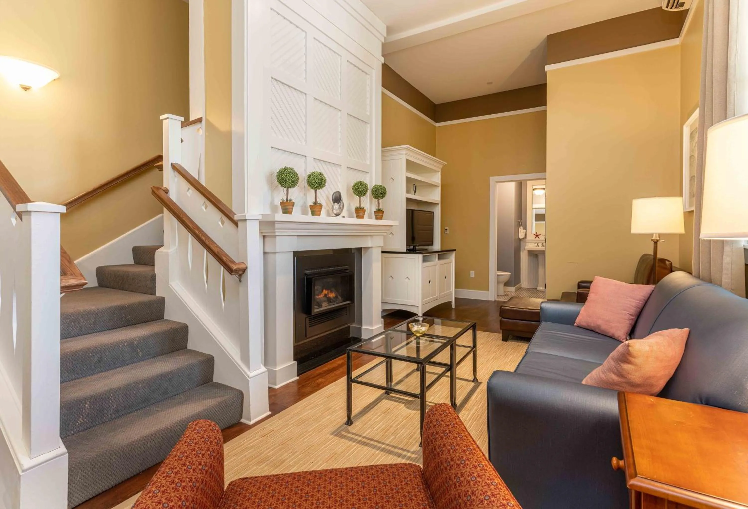 Seating area in Inn at Diamond Cove