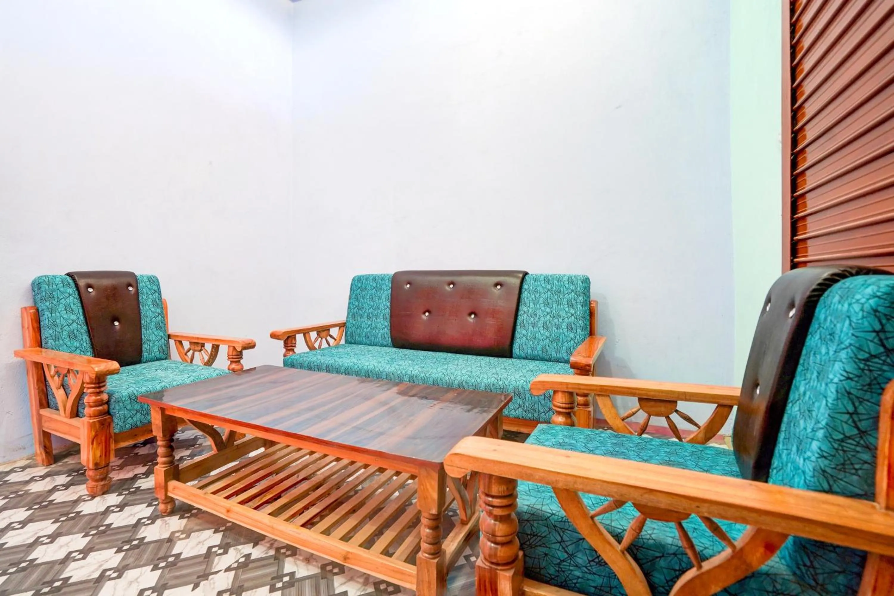 SPOT ON Jannat hotel and restaurant
