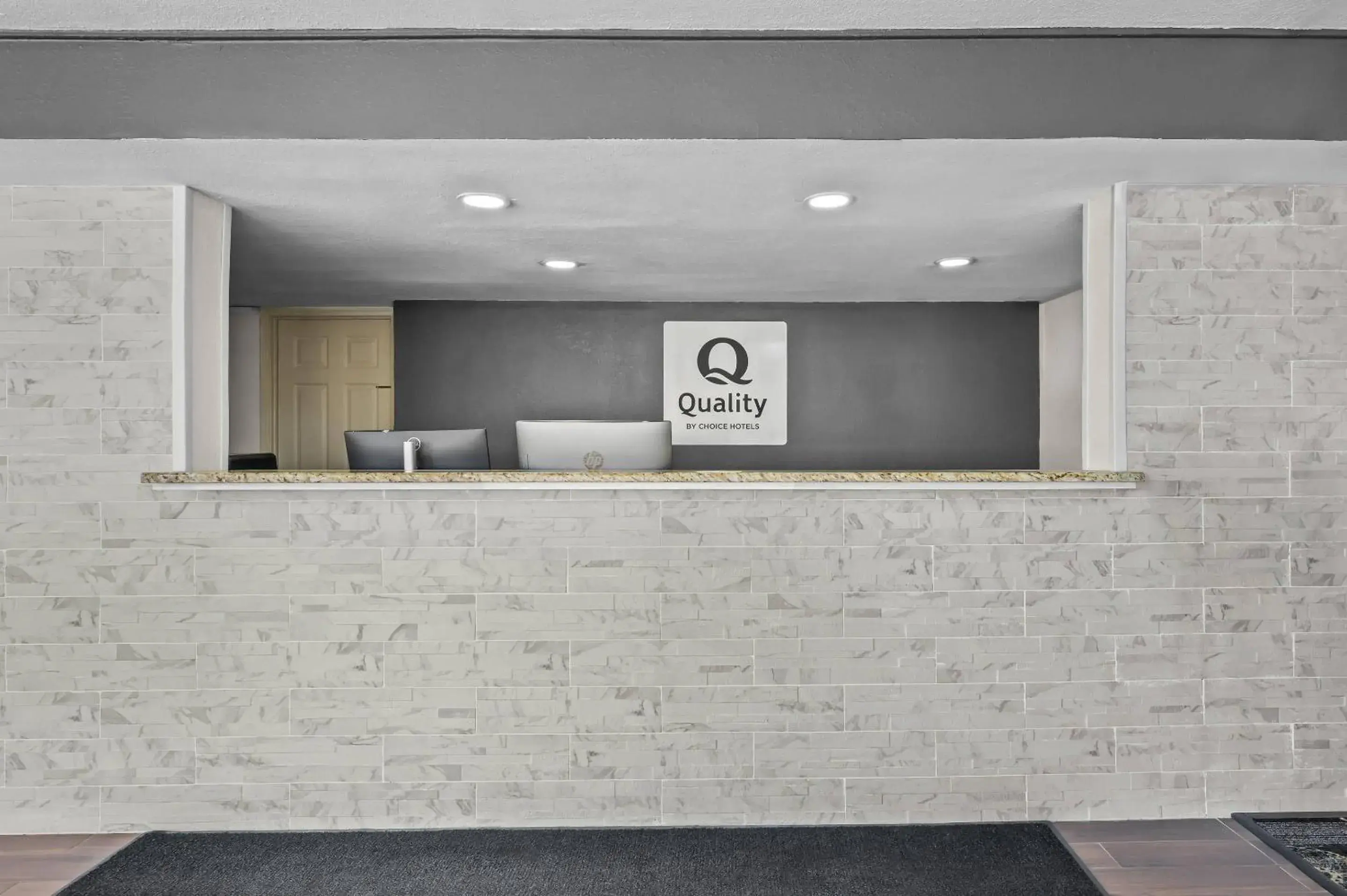 Lobby or reception in Quality Inn Little Rock on I-30 Near Littlerock airport Lobby or reception in Quality Inn Little Rock on I-30 Near Littlerock airport