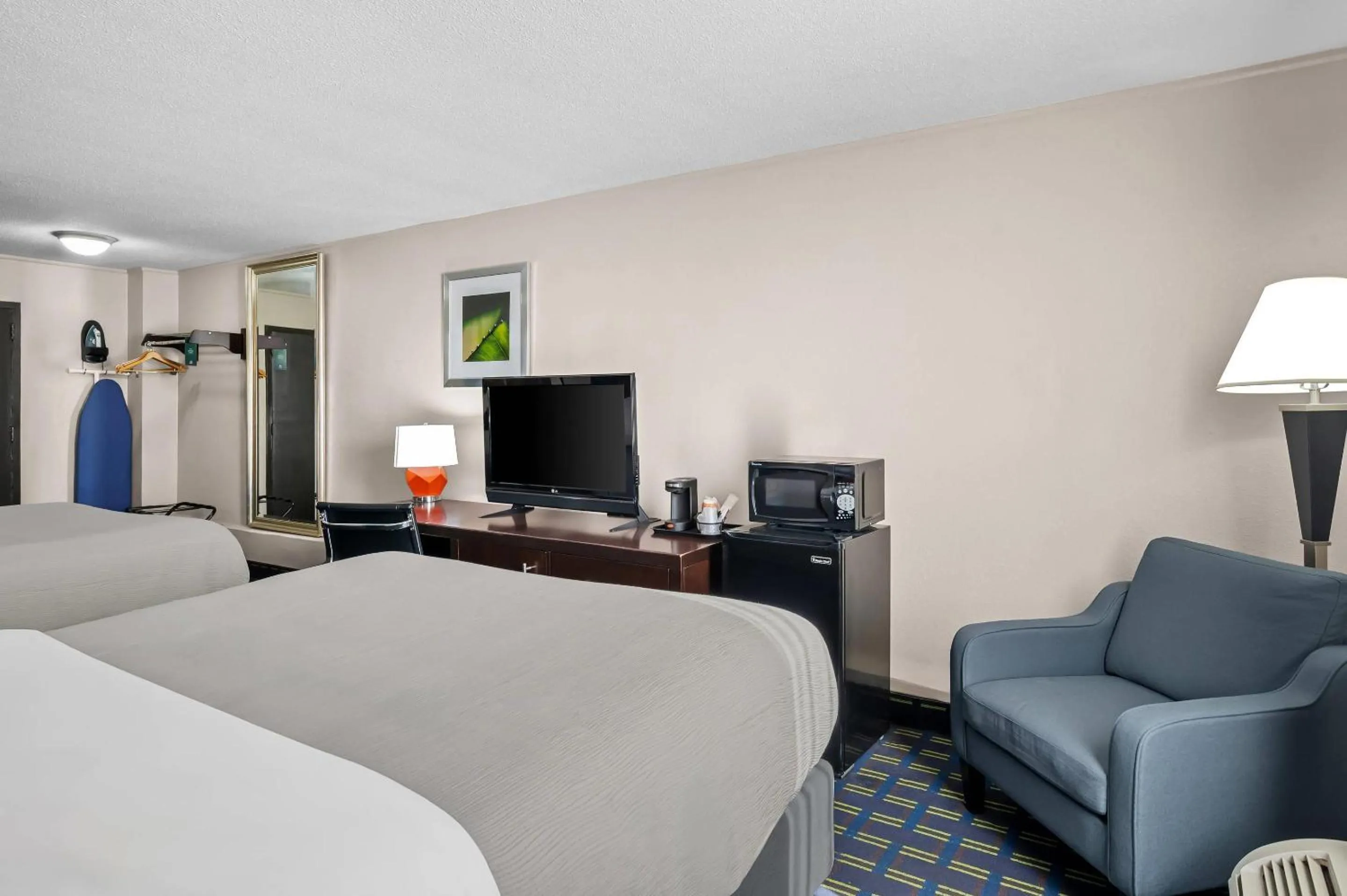 Bedroom, Bed in Quality Inn Little Rock on I-30 Near Littlerock airport