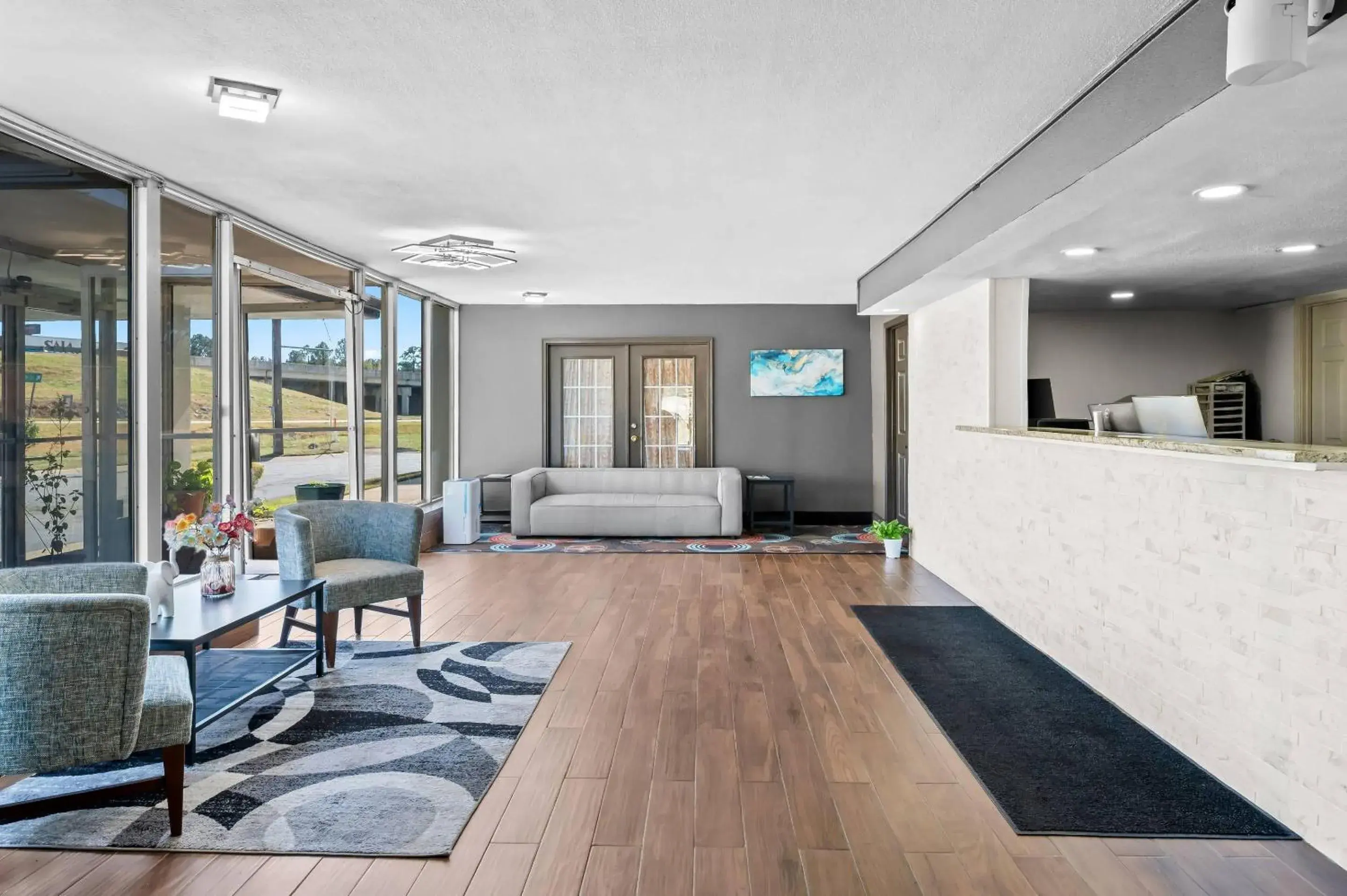 Lobby or reception in Quality Inn Little Rock on I-30 Near Littlerock airport Lobby or reception in Quality Inn Little Rock on I-30 Near Littlerock airport