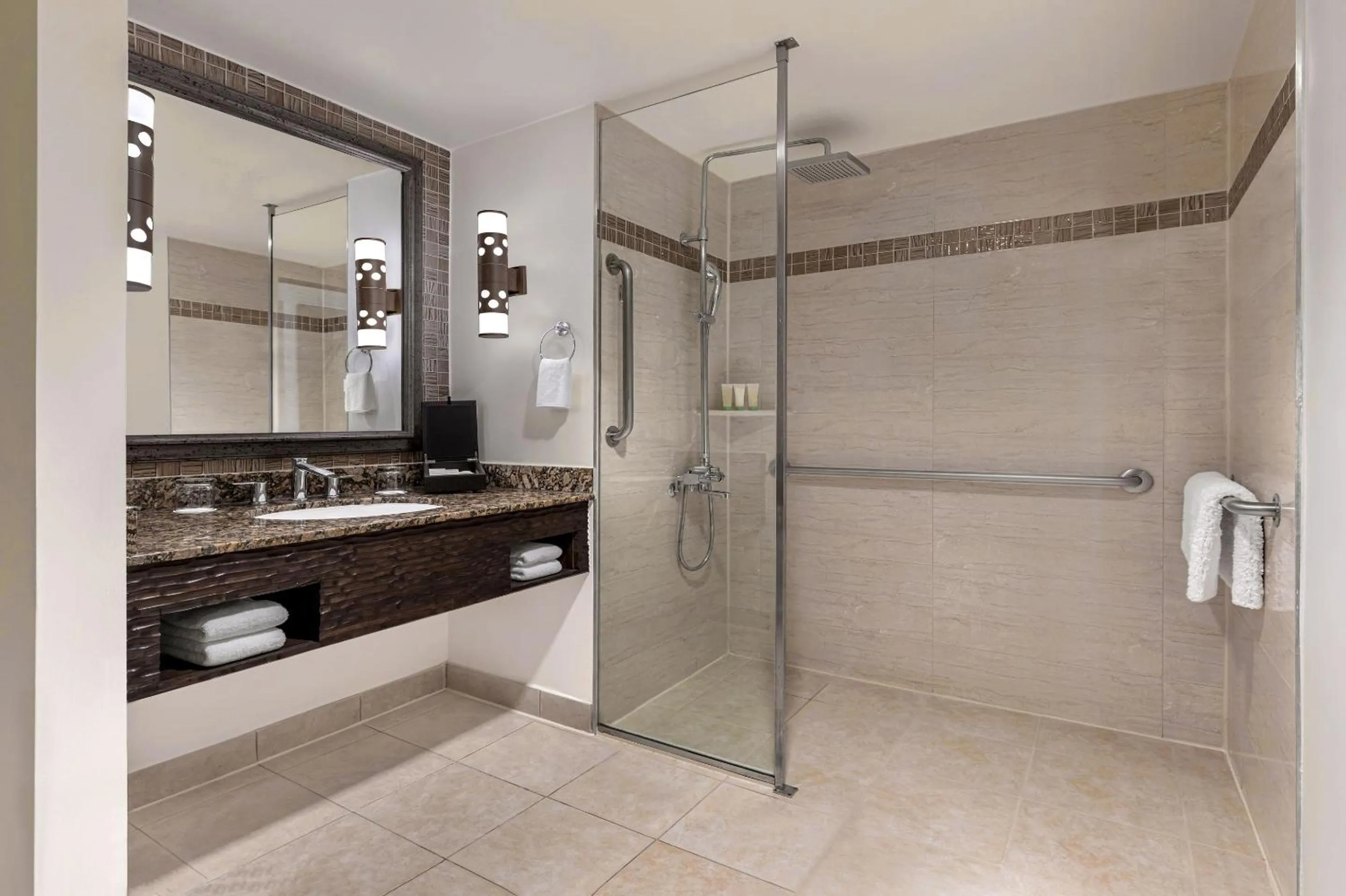 Shower in Dusit Beach Resort Guam