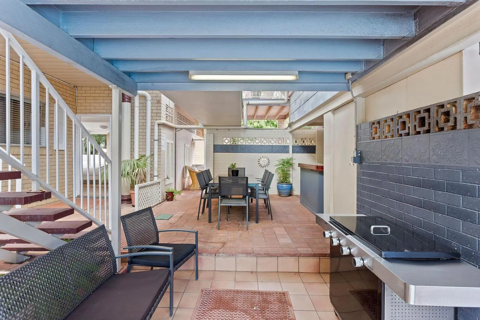 BBQ facilities in Clifford Park Motor Inn