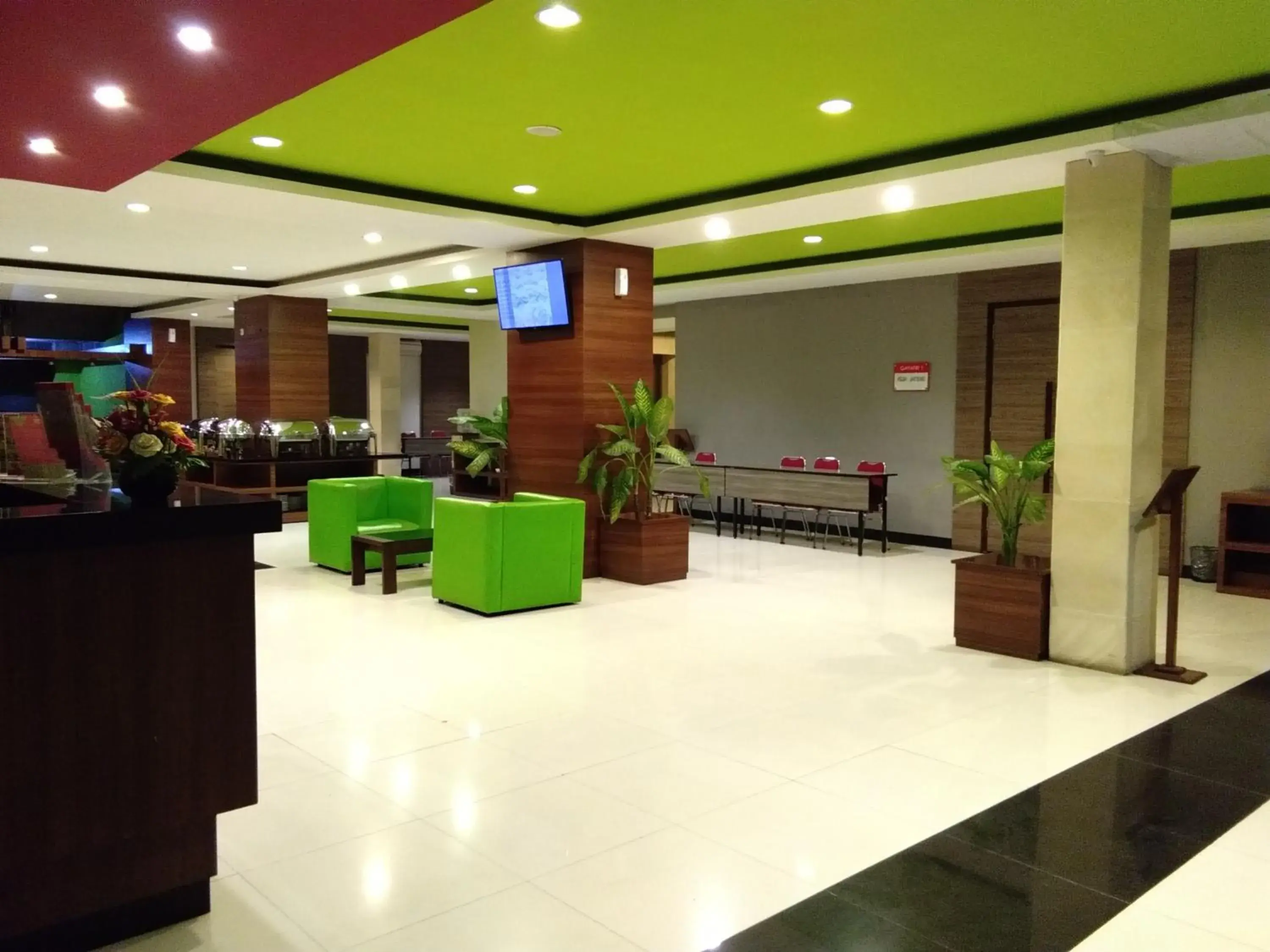 Lobby or reception in Hotel Candi Indah Akpol Semarang Lobby or reception in Hotel Candi Indah Akpol Semarang