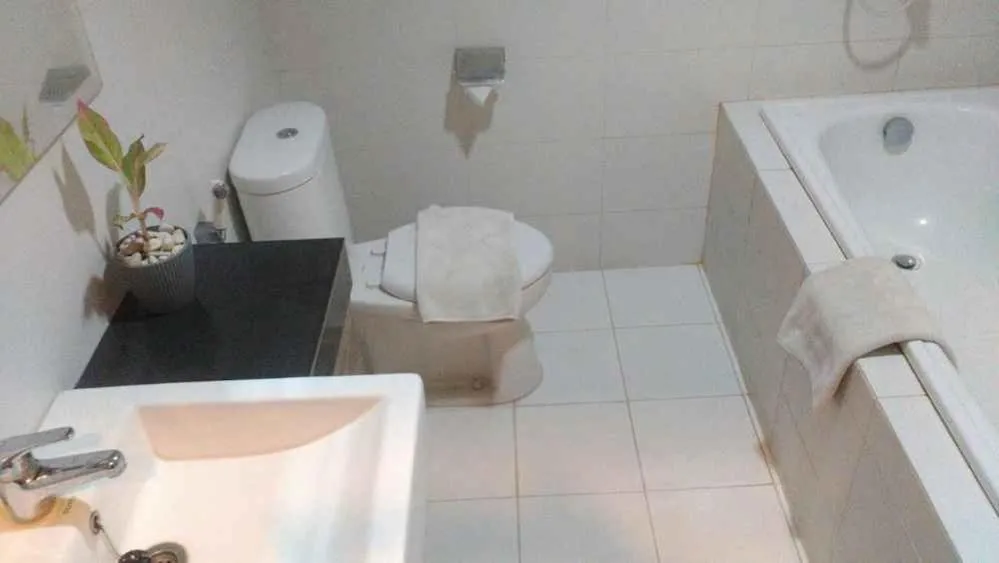 Bathroom in Hotel Candi Indah Akpol Semarang