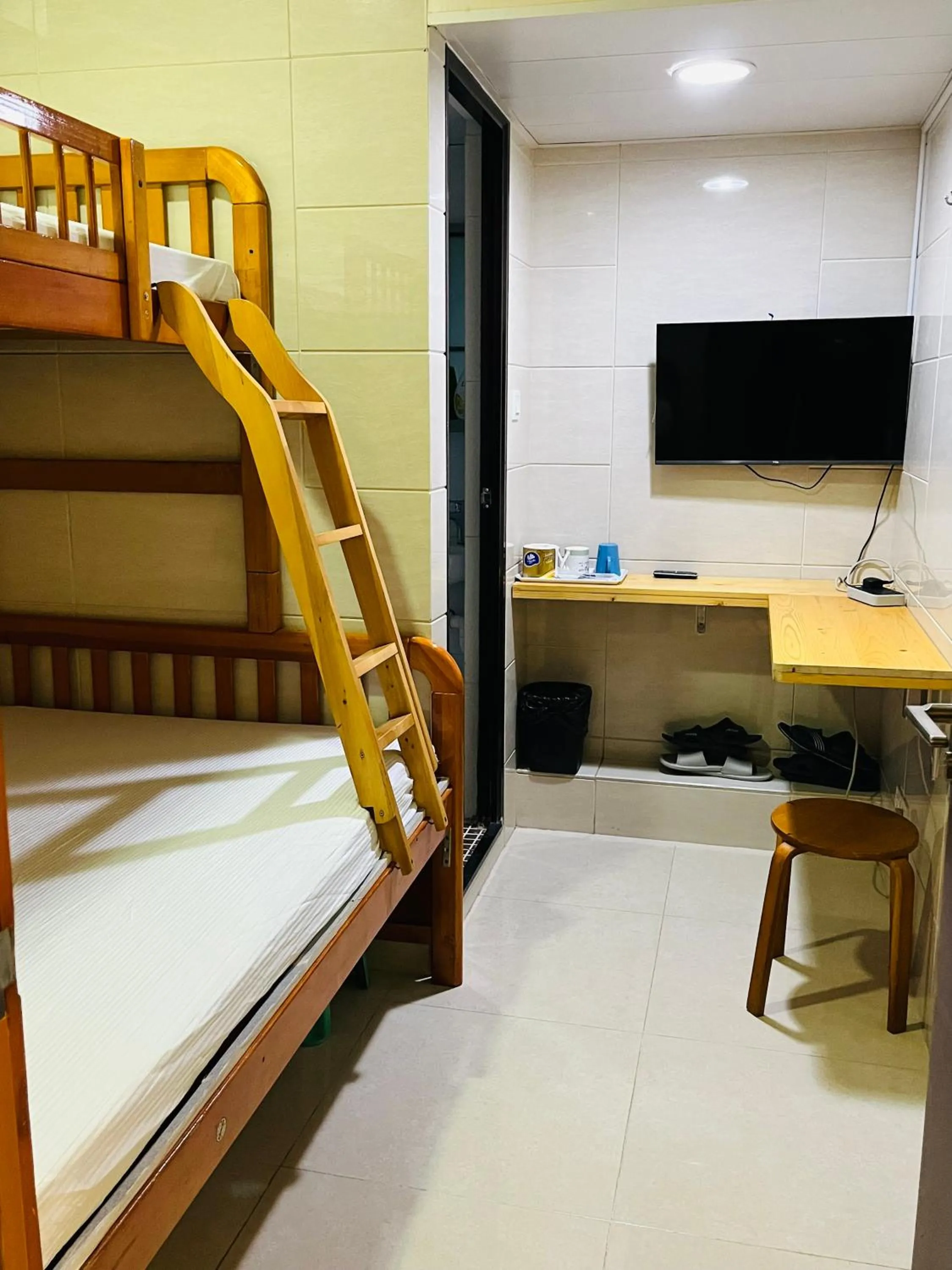 Bed in Johnson Hostel