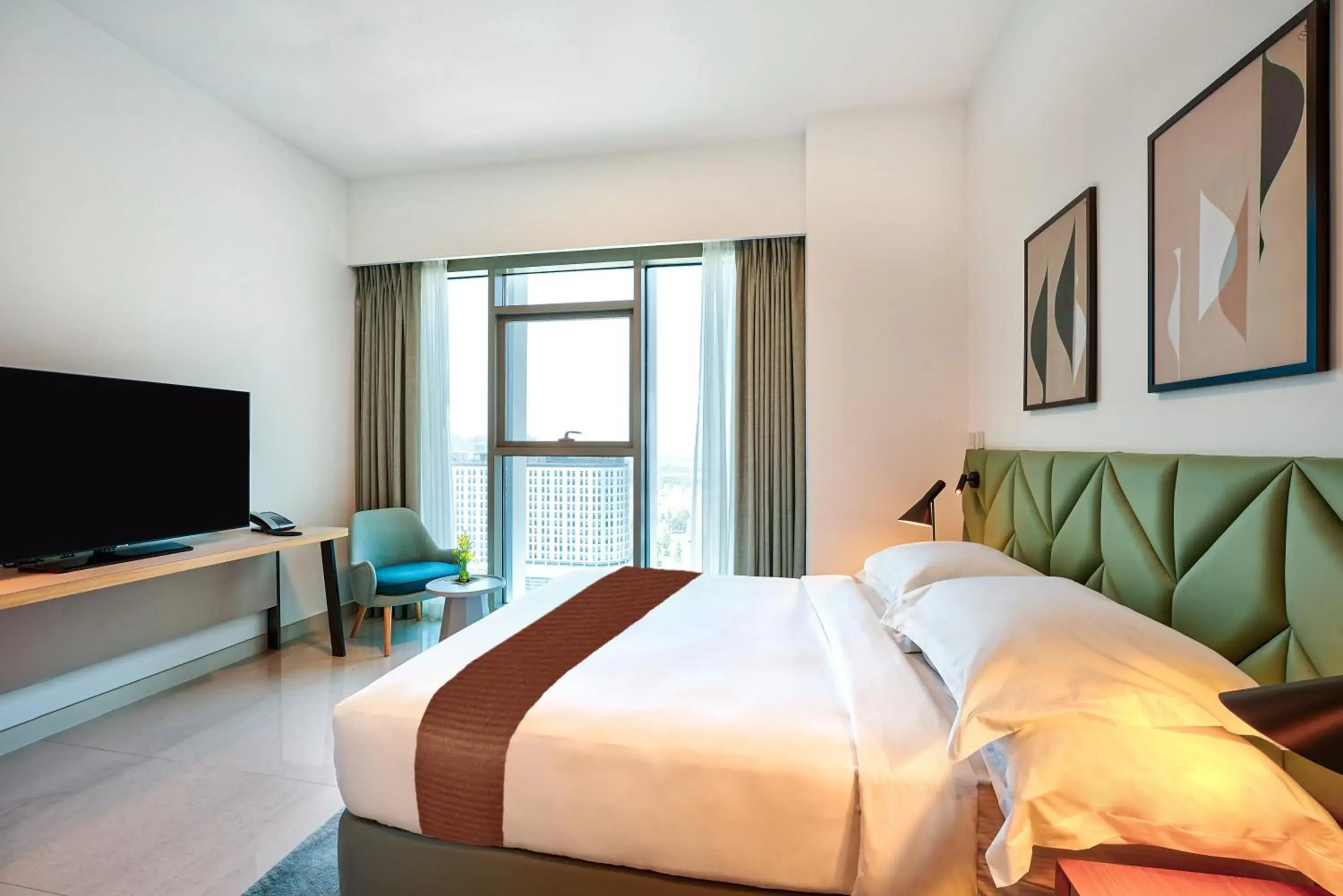 Bed in Capital Suites Hotel Apartments Bed in Capital Suites Hotel Apartments