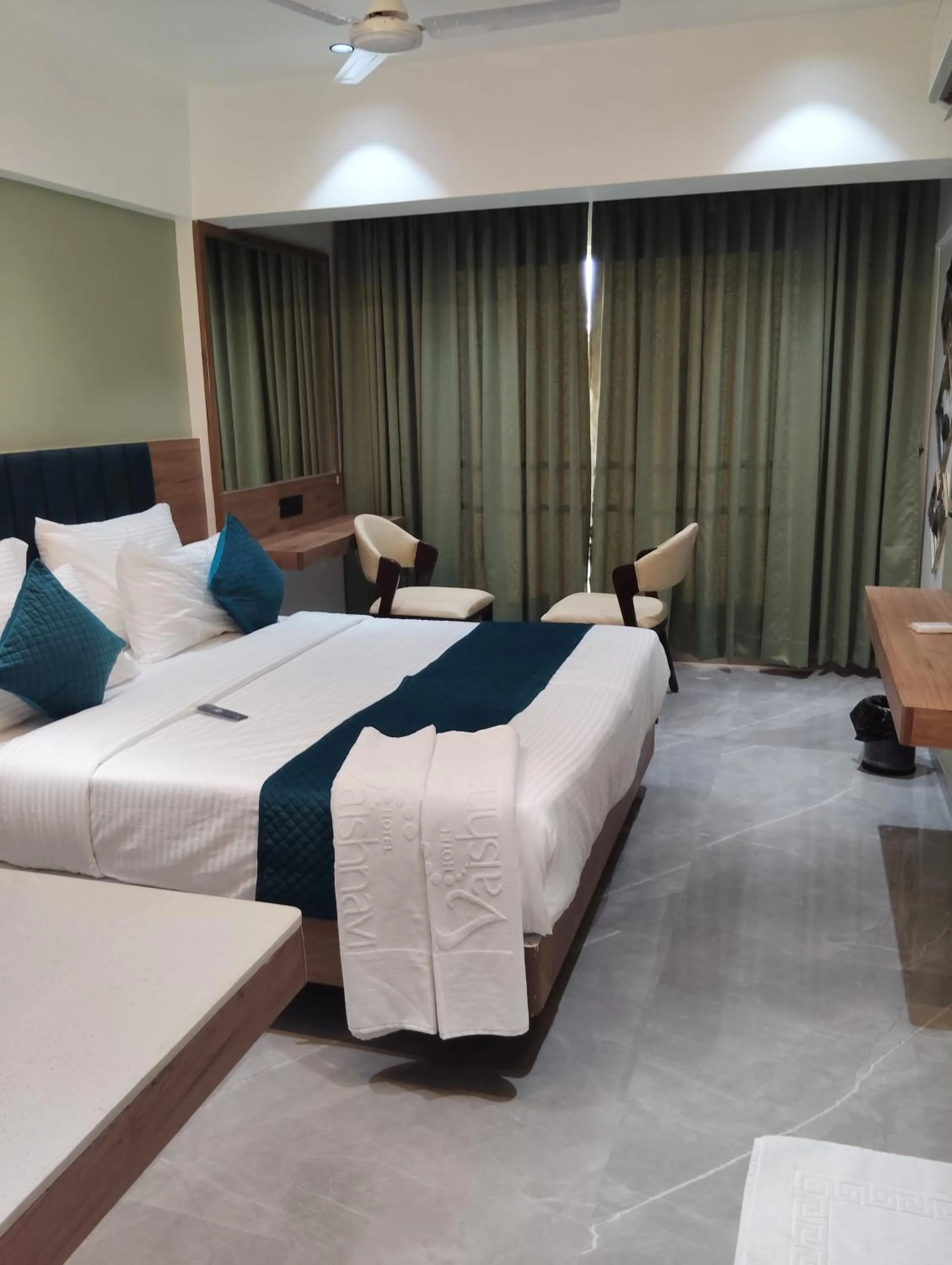 Hotel Vaishnavi Heights, Solapur