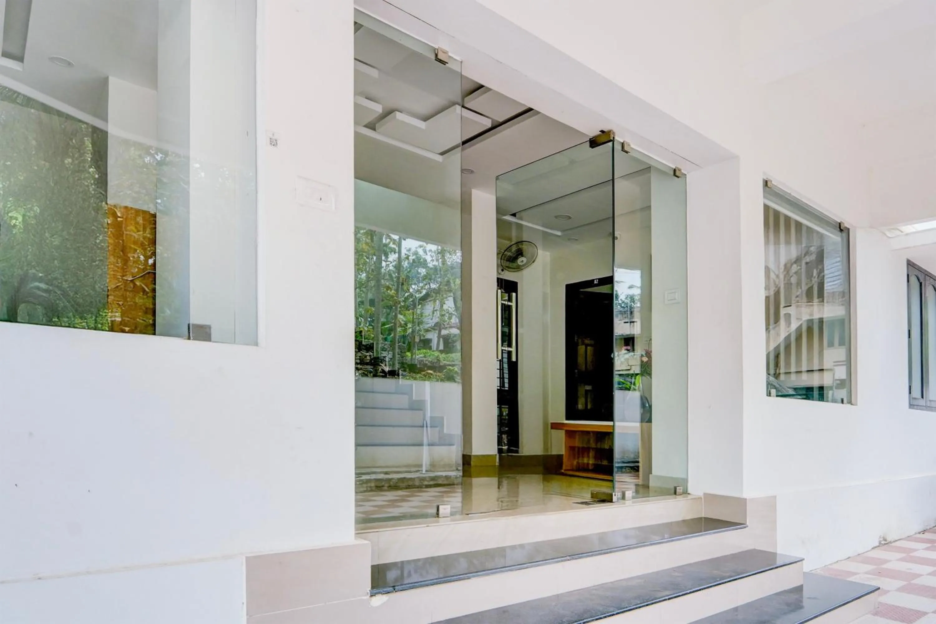 Facade/entrance in Super Hotel O Kazhakootam Near Technopark Phase 2