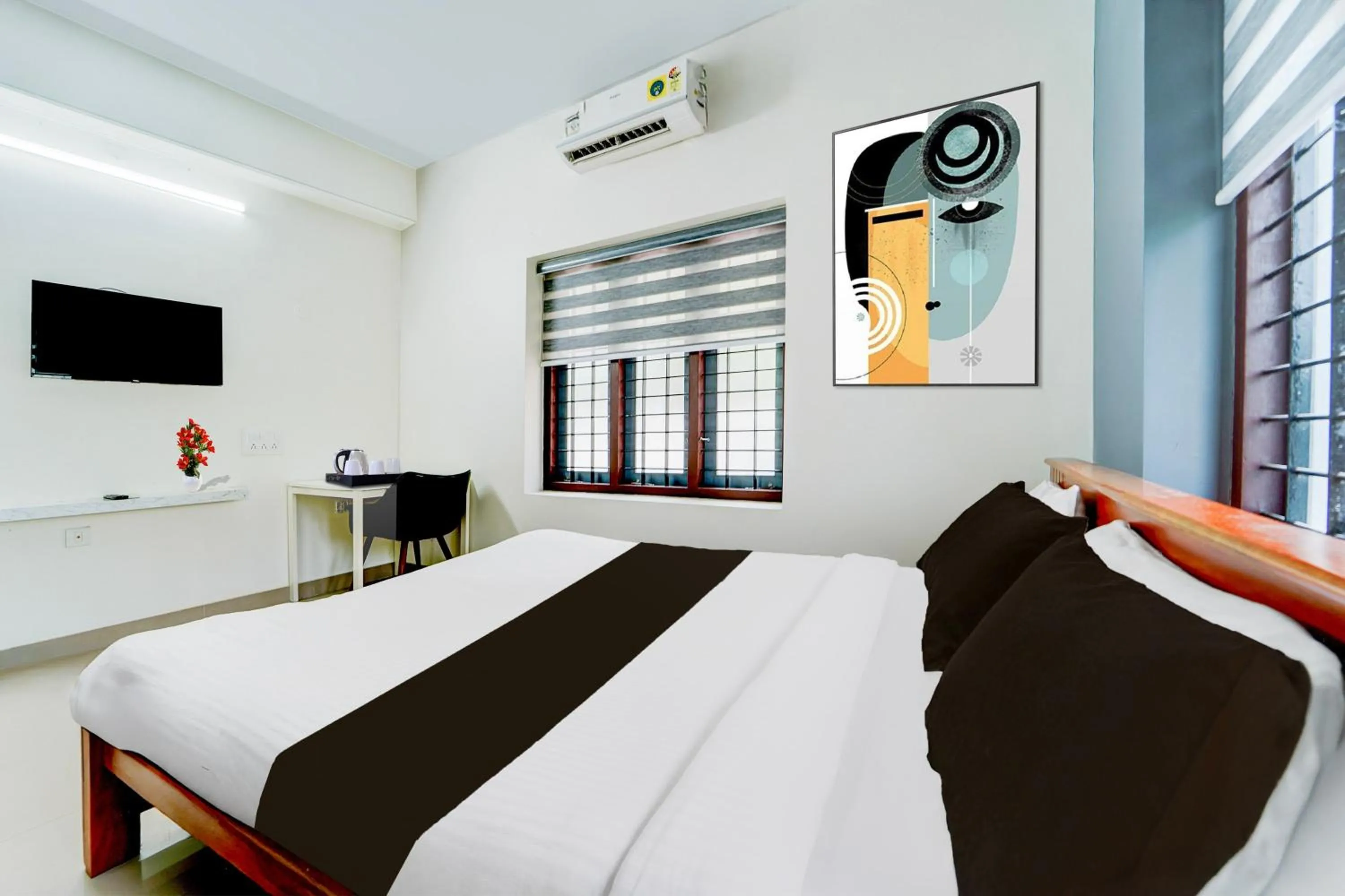 Bedroom, Bed in Super Hotel O Kazhakootam Near Technopark Phase 2