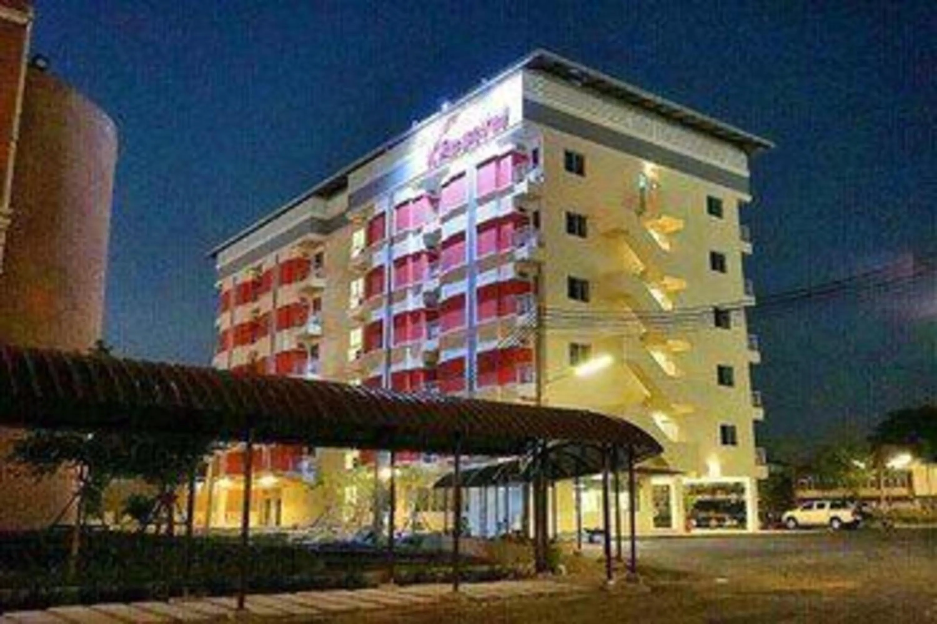 Property building in Collection O VResotel