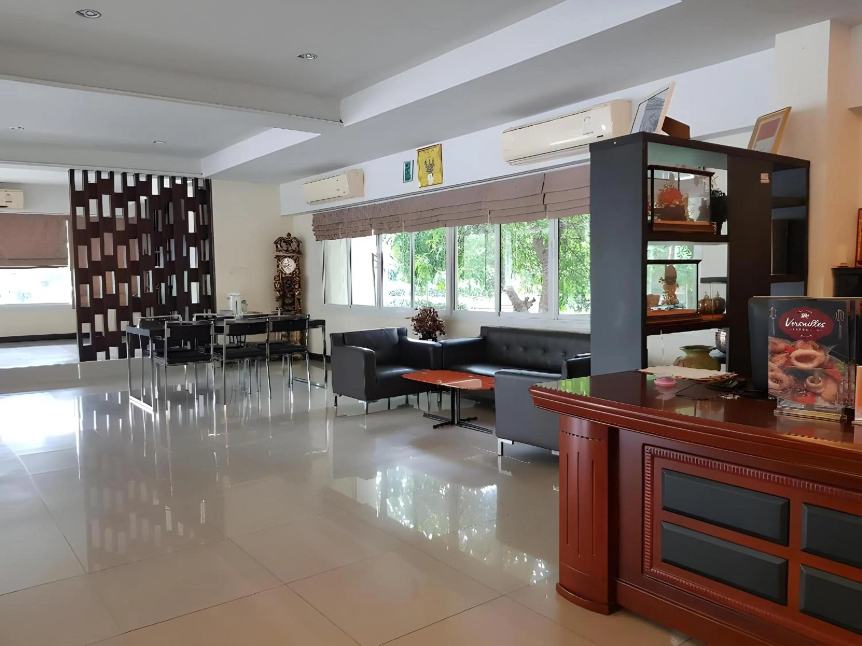 Lobby or reception in Collection O VResotel