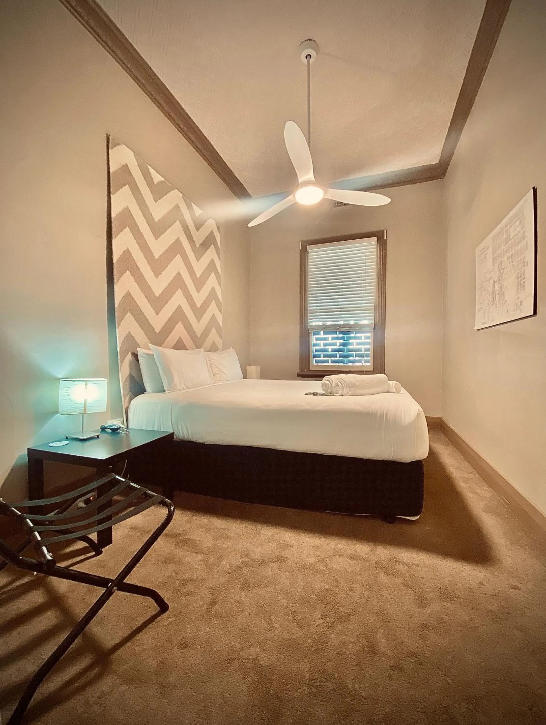 Bed in The Daylesford Hotel