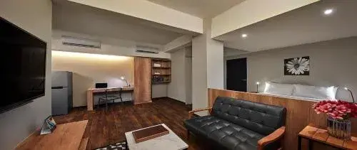 Tropics Eight Suites Tropics Eight Suites