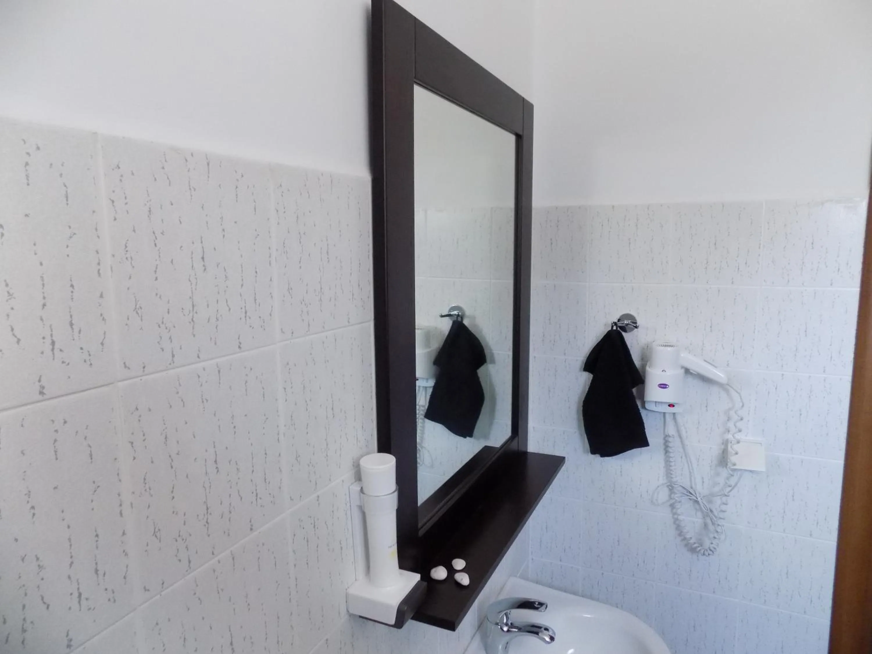 Bathroom in Anemi Leros Apartments