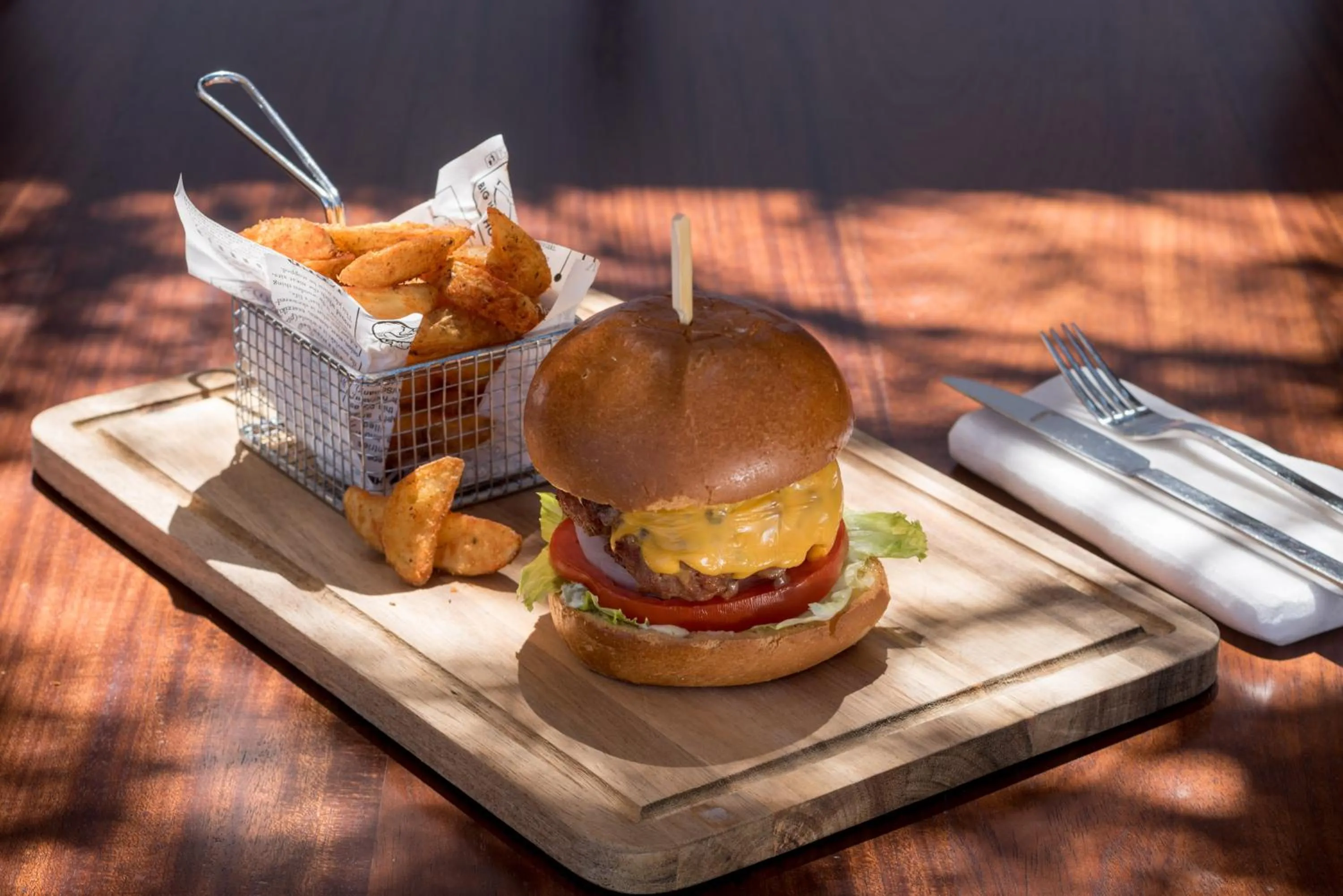 Lunch in Amber Light Villas