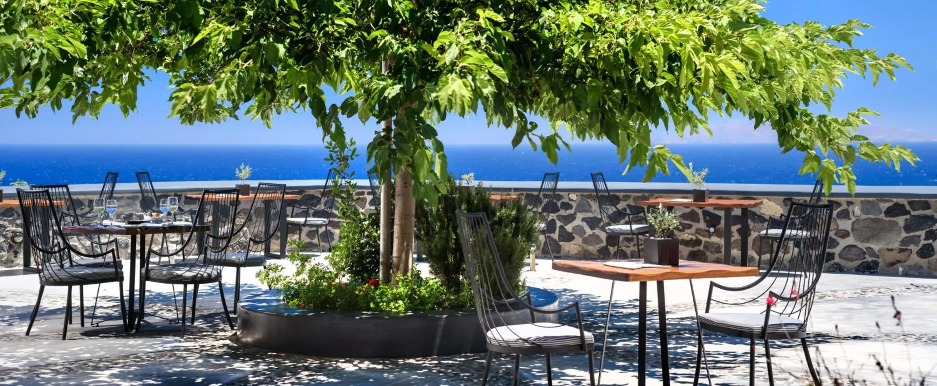 Restaurant/places to eat in Amber Light Villas Restaurant/places to eat in Amber Light Villas