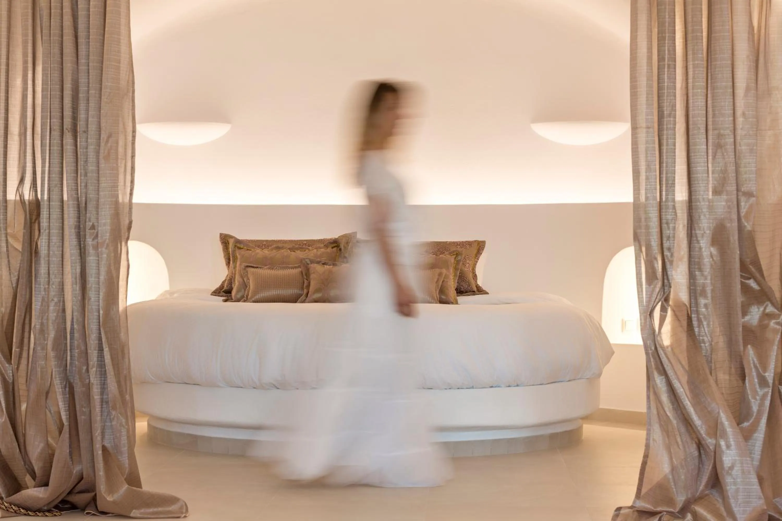 Bedroom, Bed in Amber Light Villas