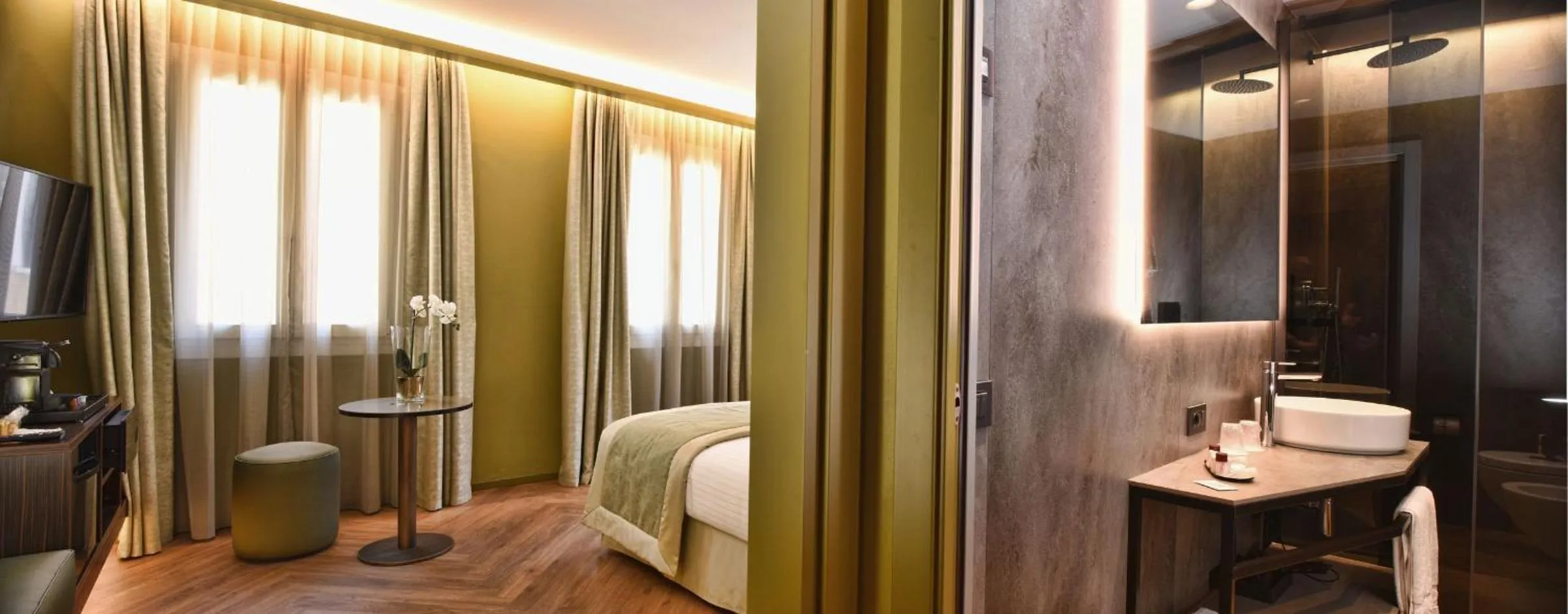 Bedroom in Rosa Salva Hotel