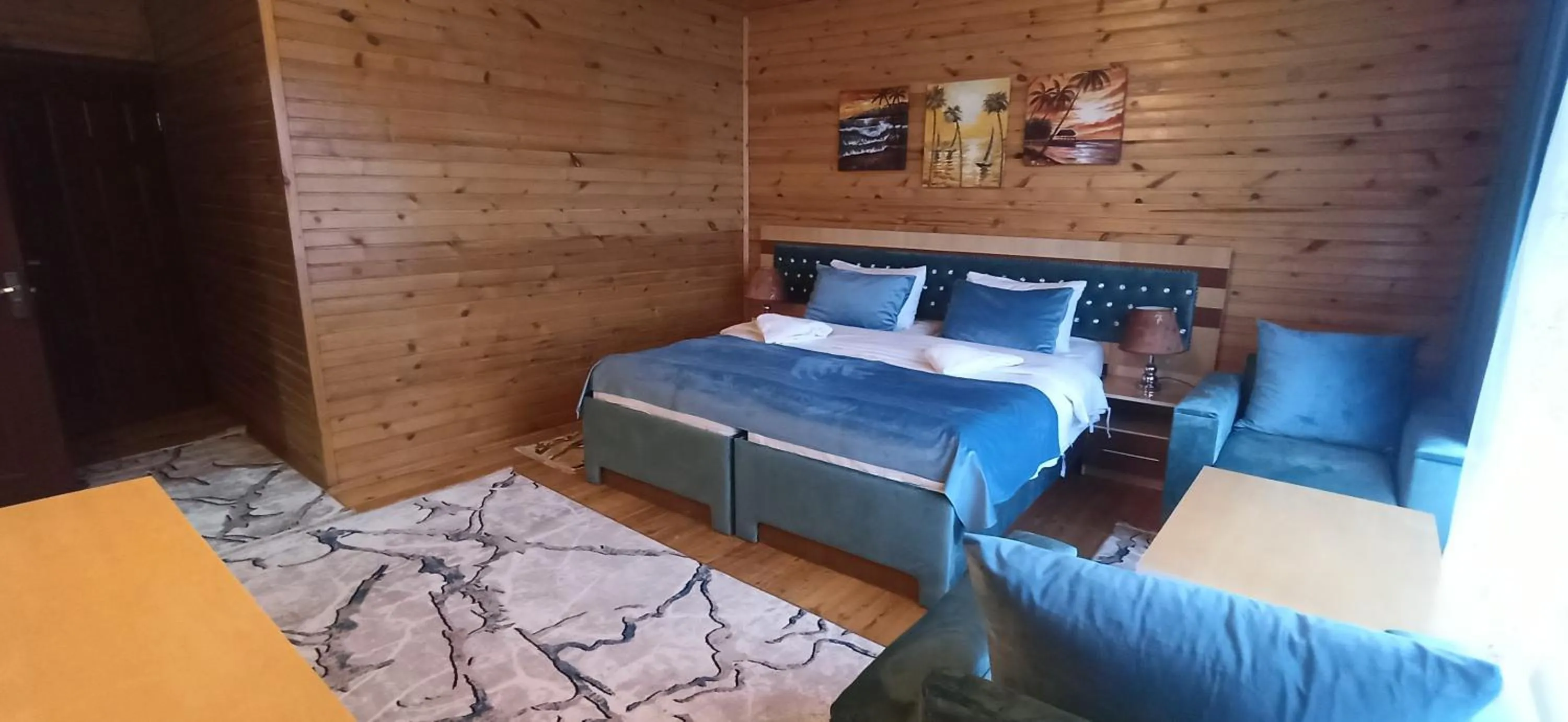 Bed in Kungut Hotel & Restaurant