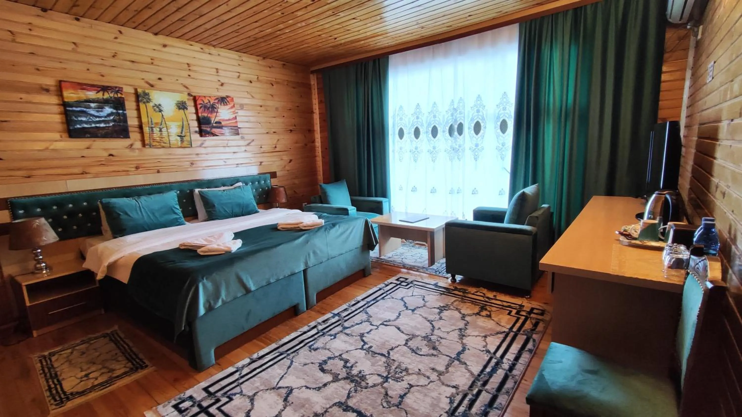 Bedroom, Bed in Kungut Hotel & Restaurant