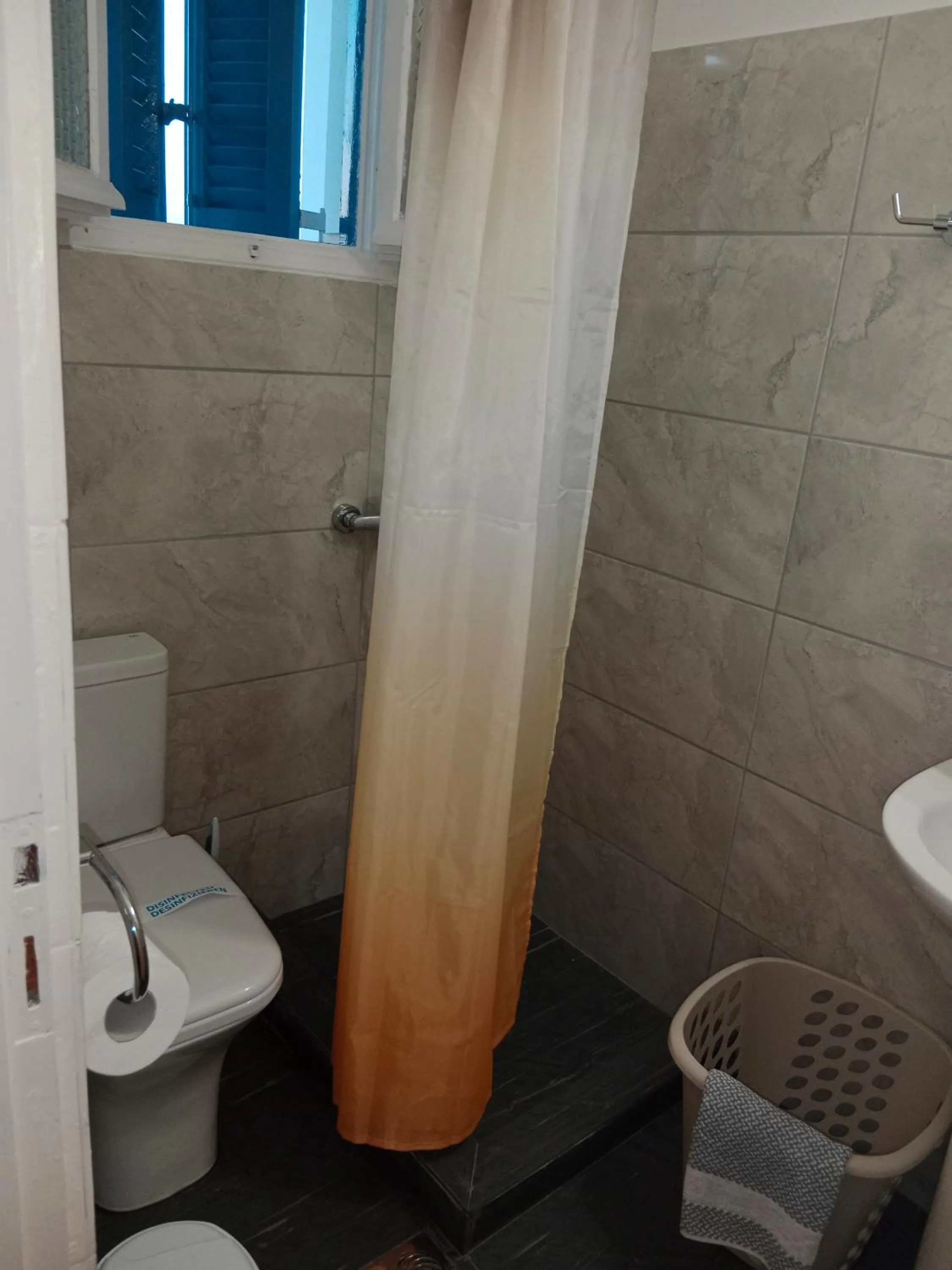Shower in Aristides Studios