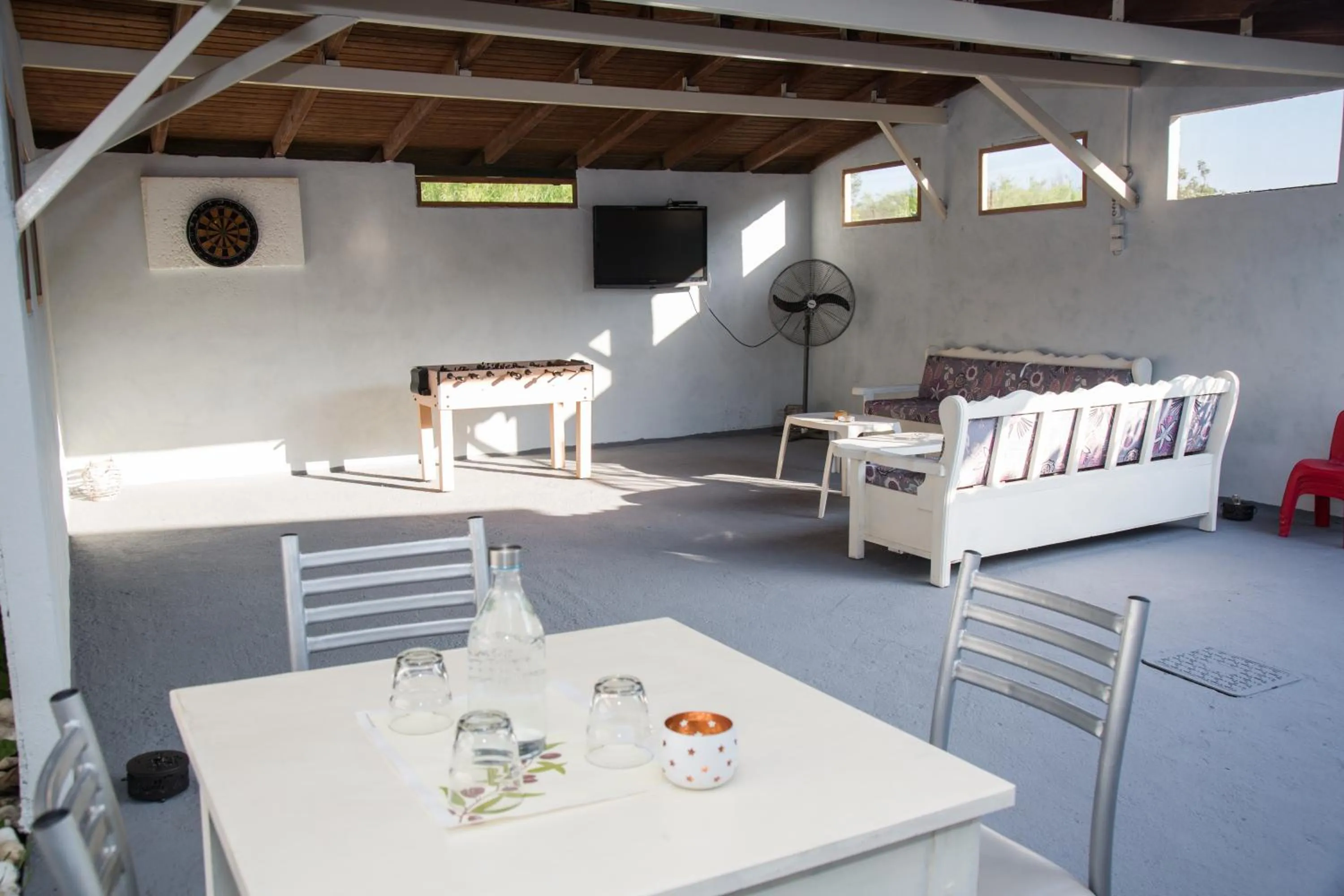 Area and facilities in Aristides Studios