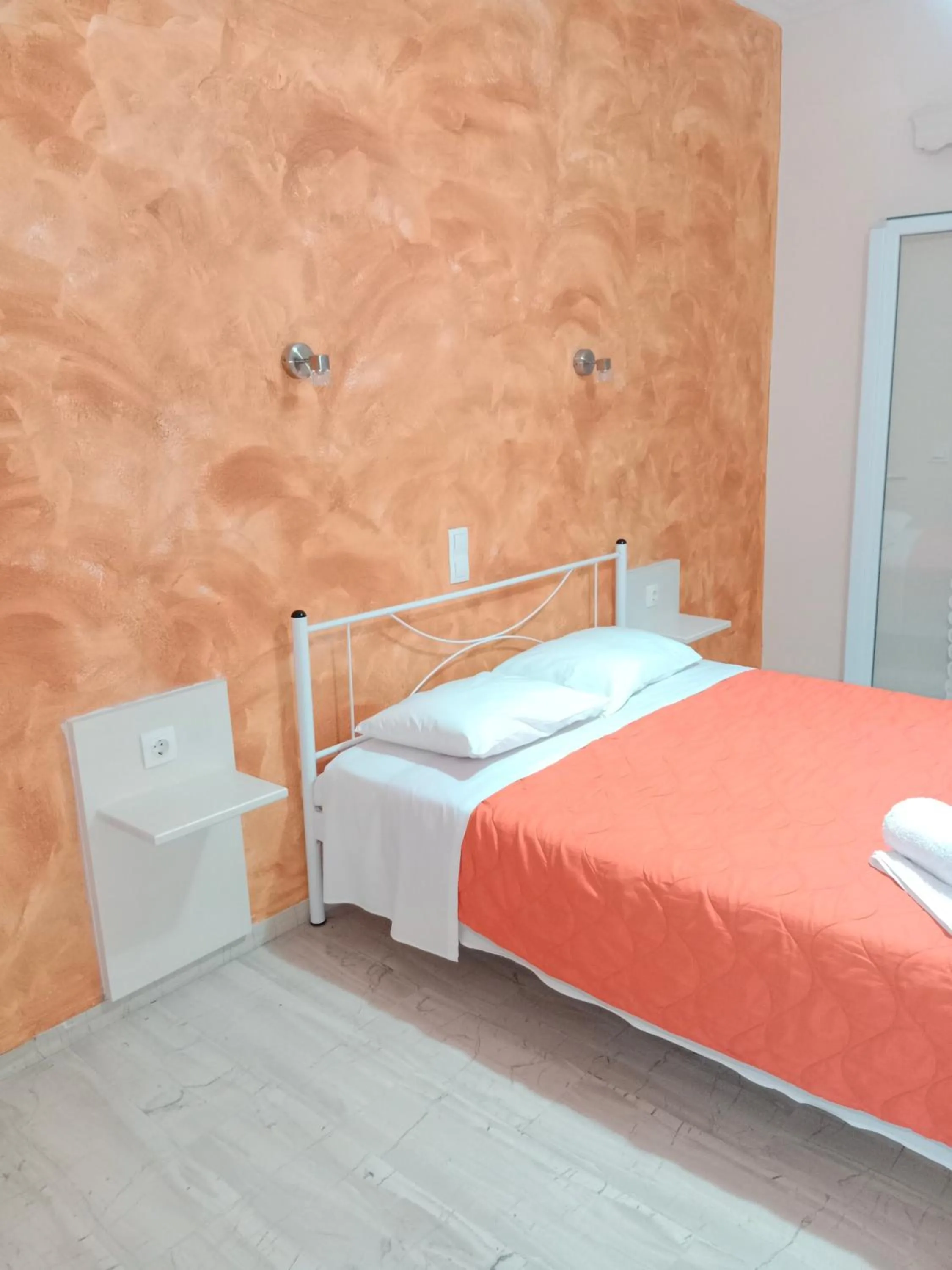 Bedroom, Bed in Aristides Studios