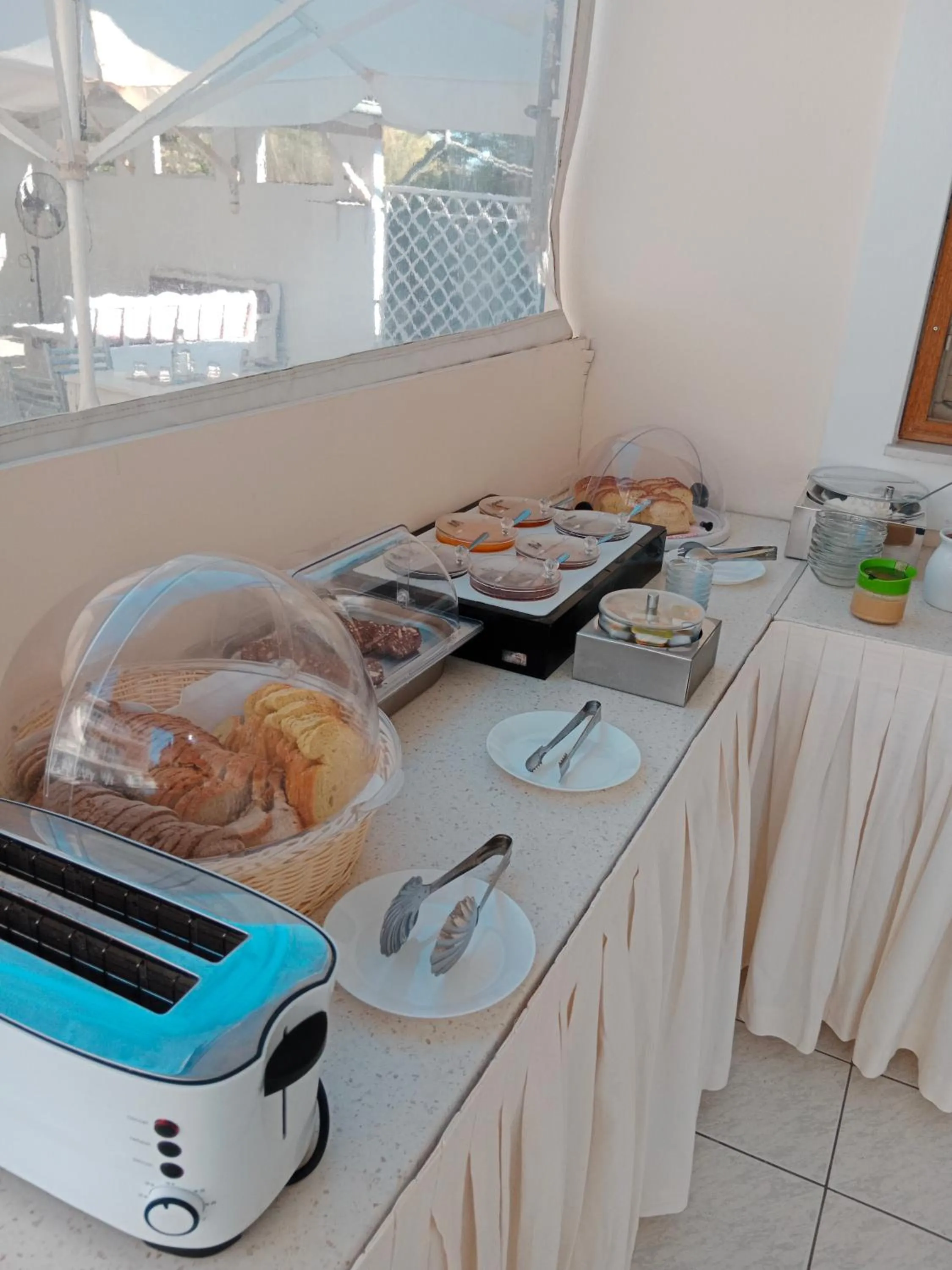 Breakfast in Aristides Studios