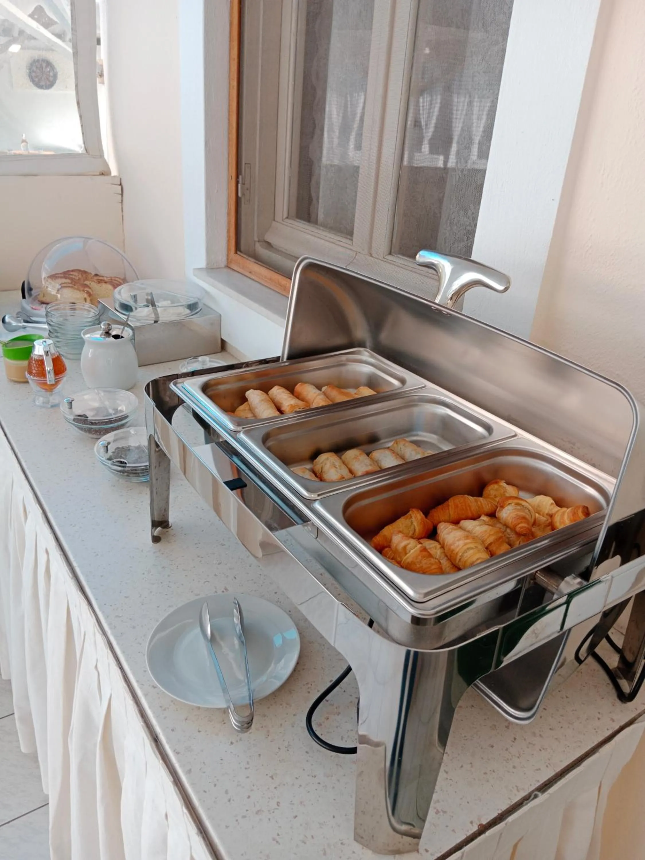 Breakfast in Aristides Studios