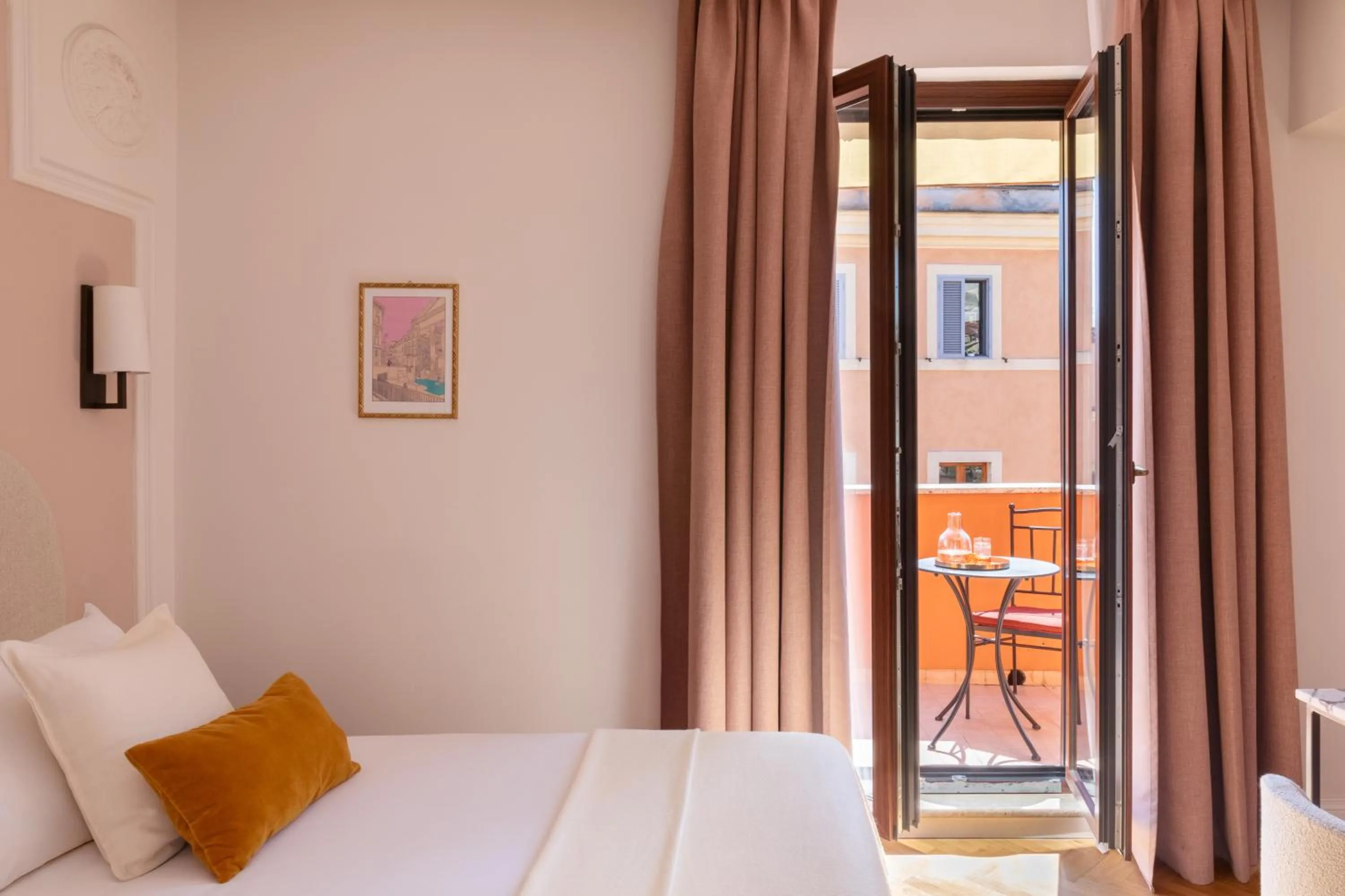Bedroom, Bed in Hotel Fori Imperiali