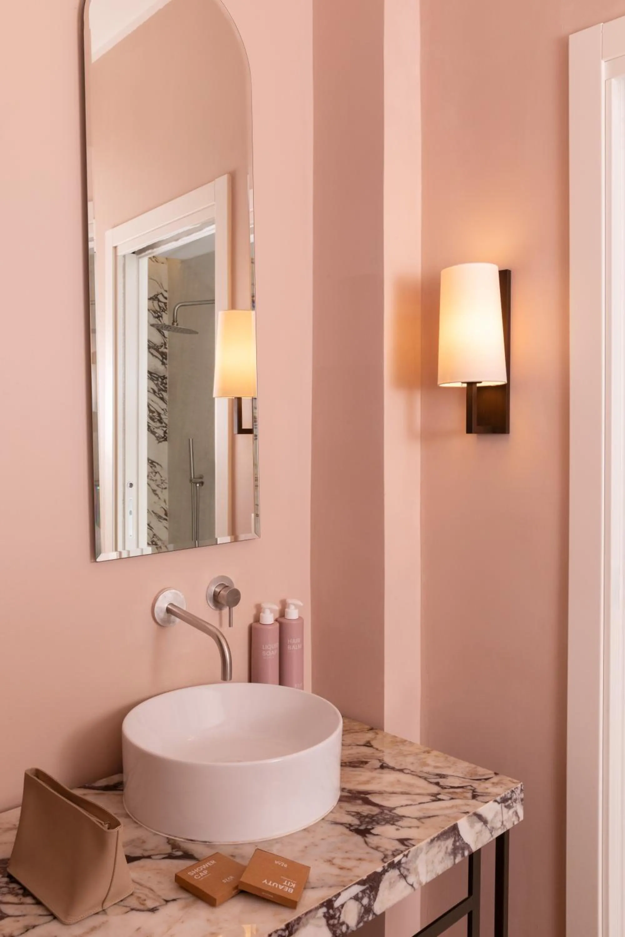 Bathroom in Hotel Fori Imperiali