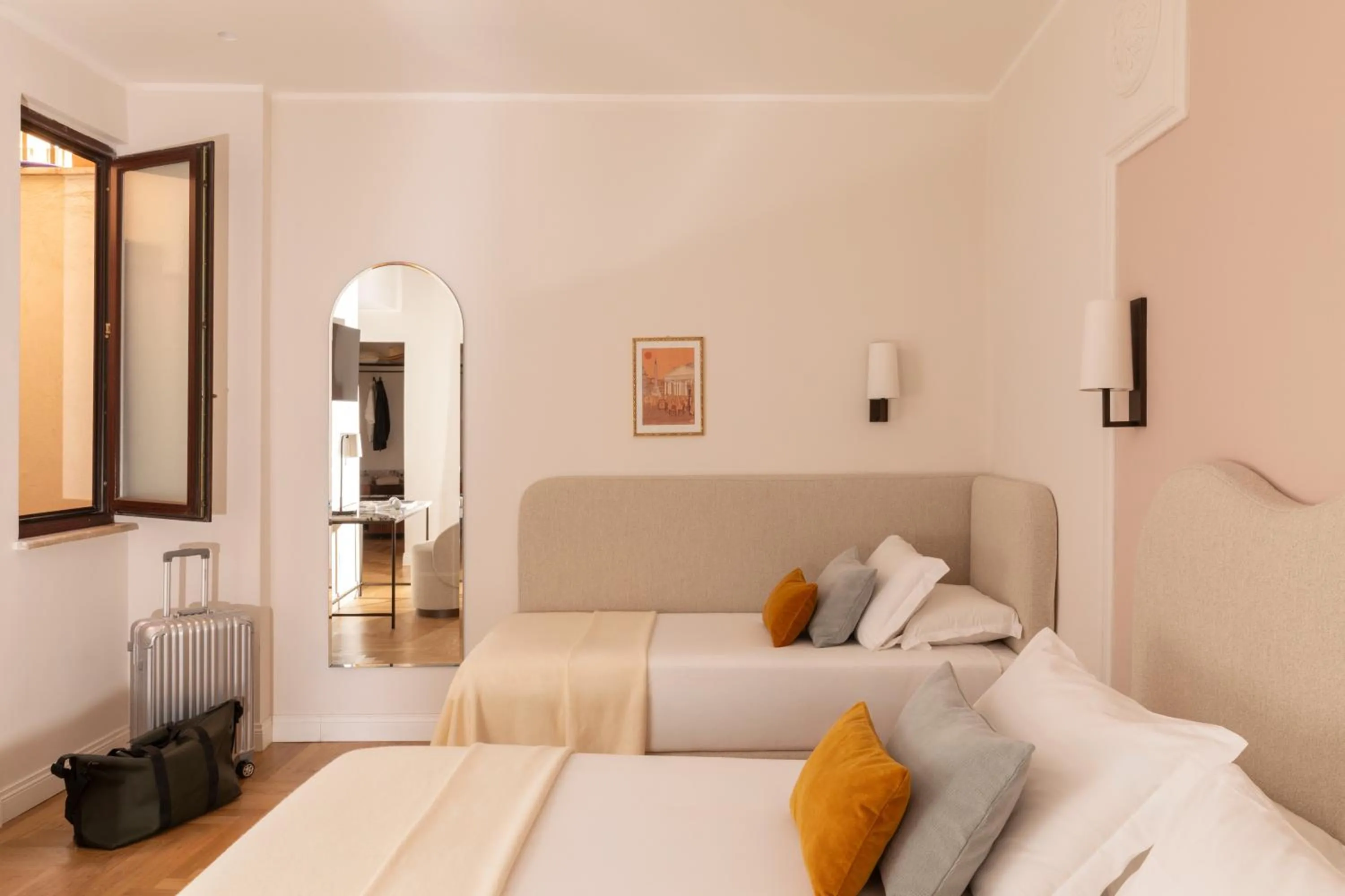 Bedroom, Bed in Hotel Fori Imperiali