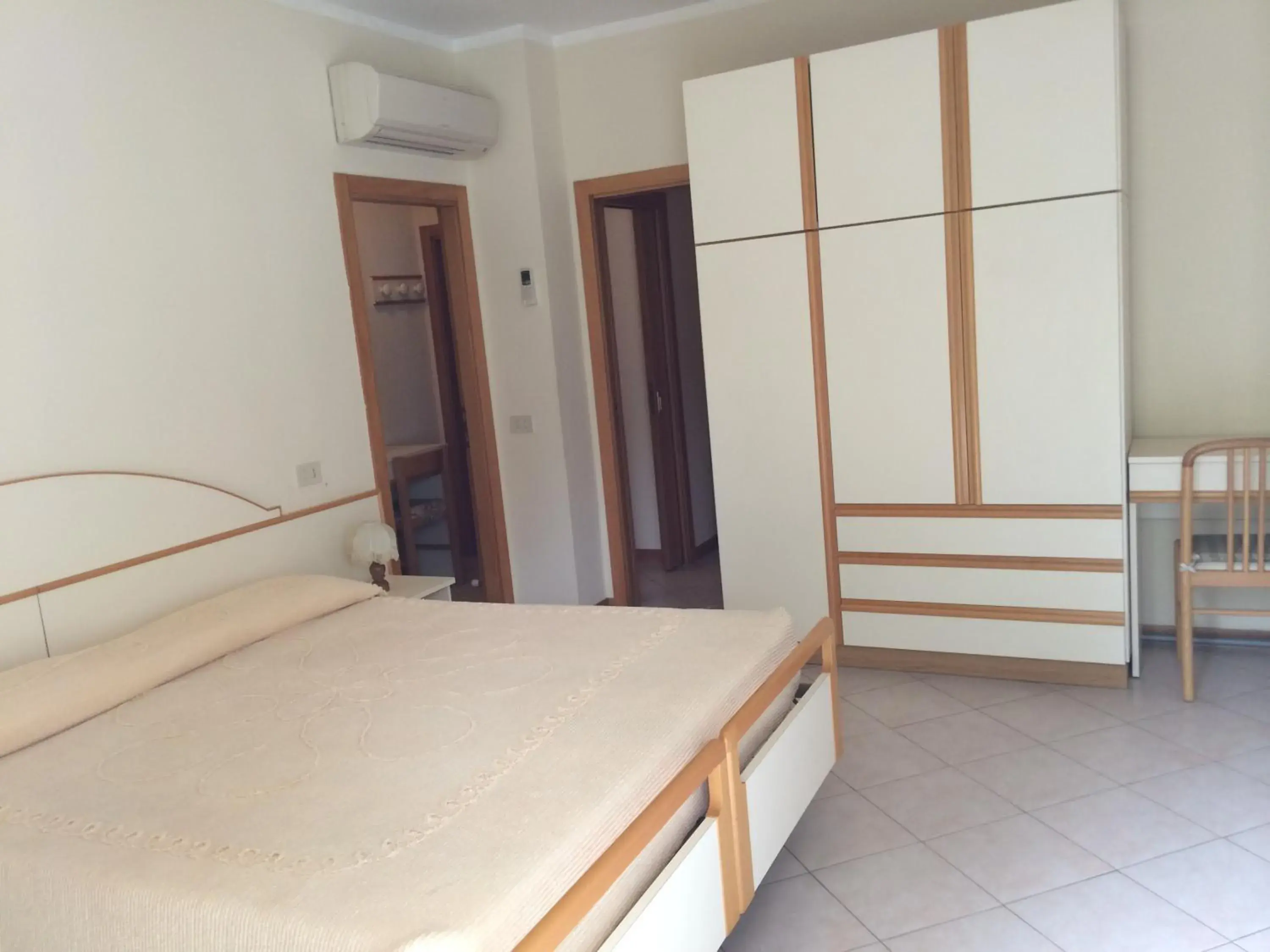 Bedroom, Bed in Hotel Royal Bedroom, Bed in Hotel Royal