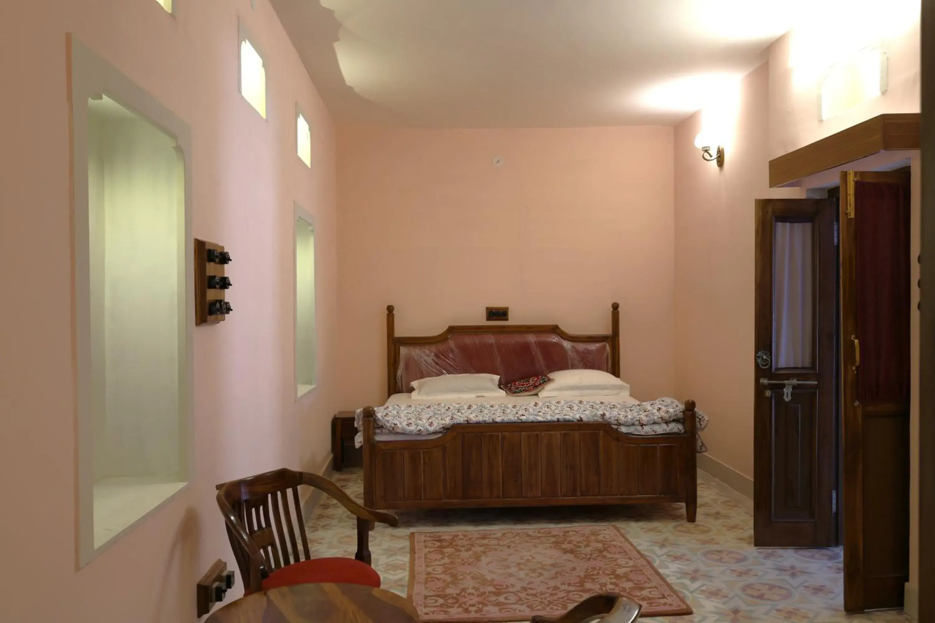 Deluxe Room - single occupancy in House of Amer Deluxe Room - single occupancy in House of Amer