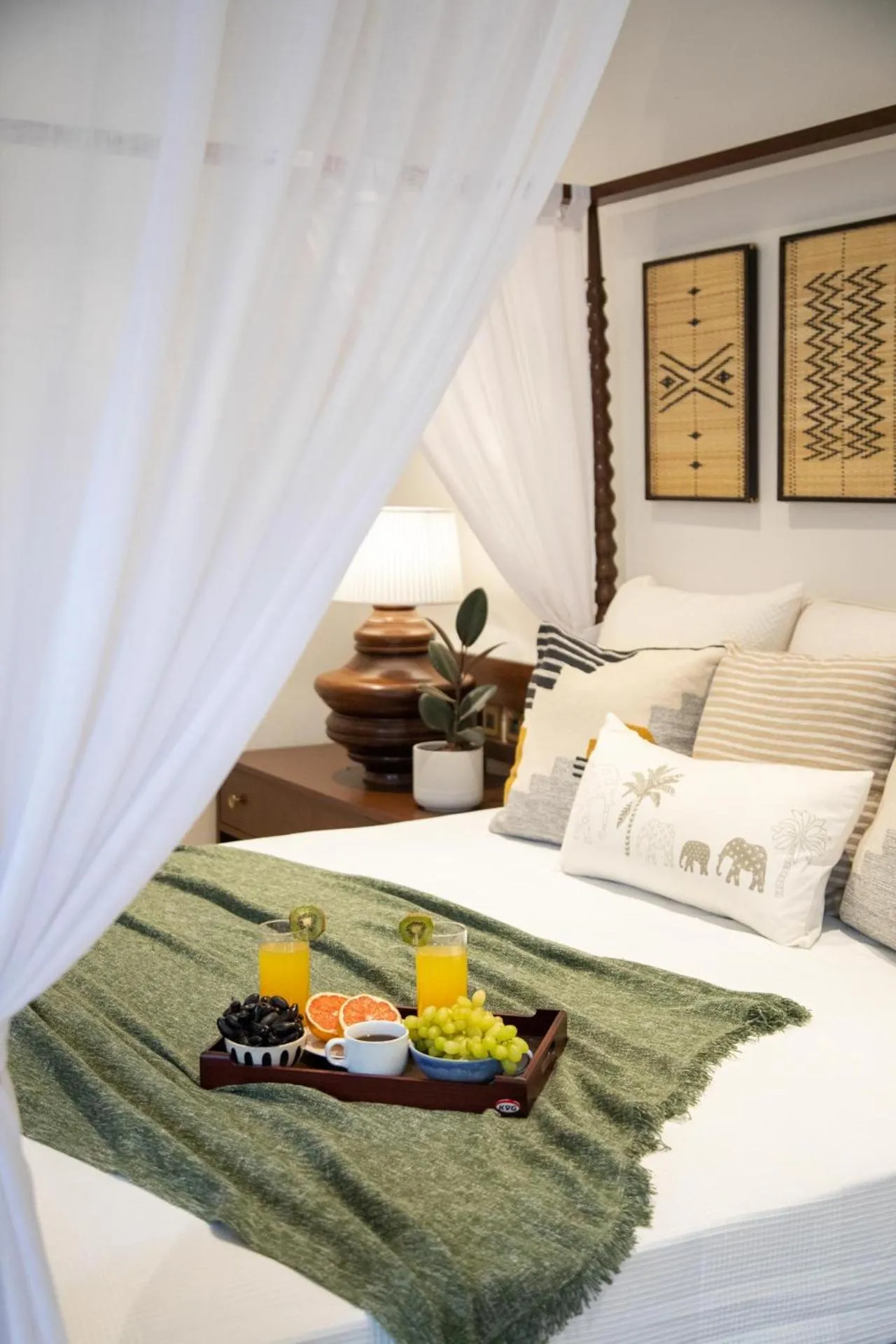 Photo of the whole room, Bed in LohonoStays Colina Villa F