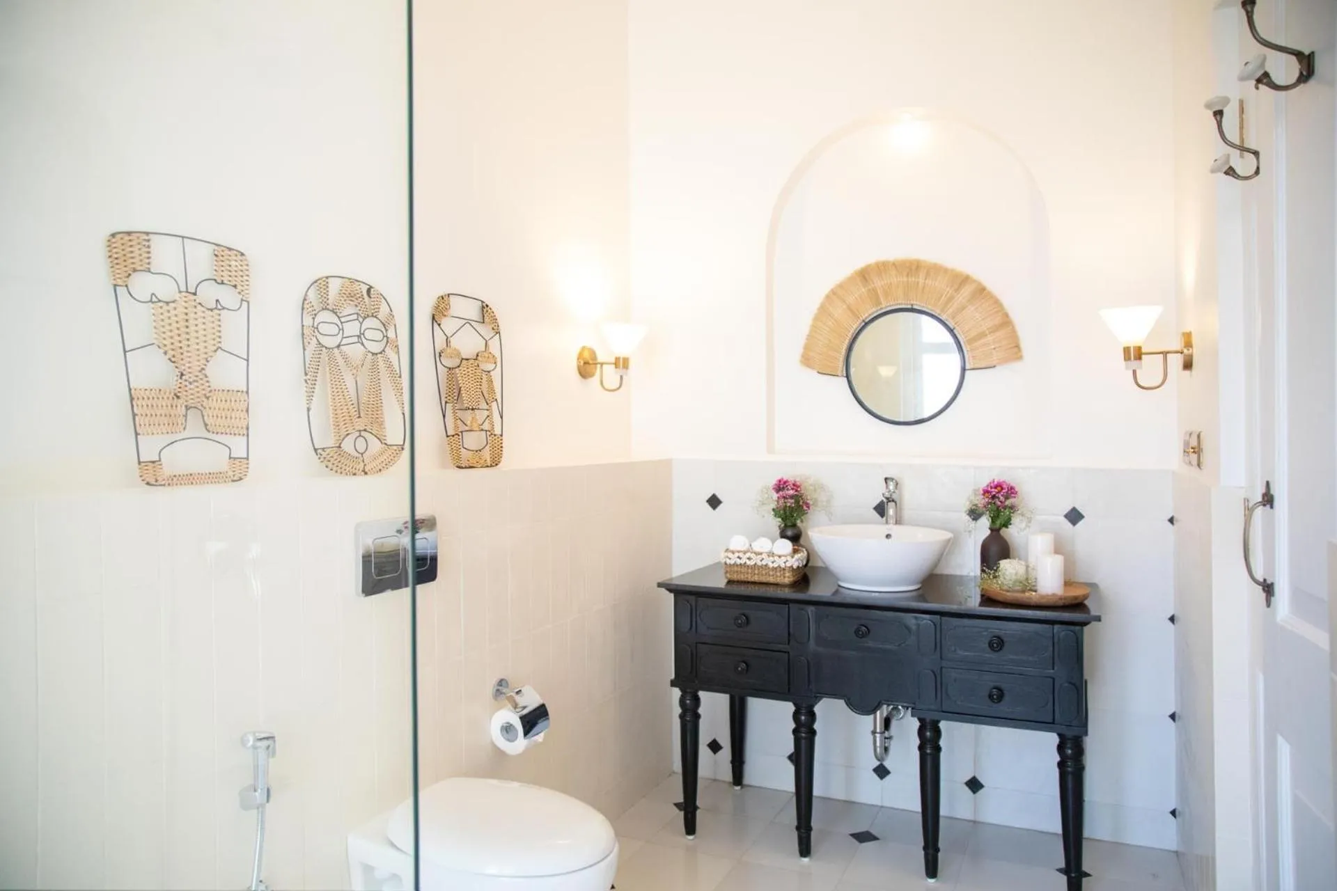 Shower in LohonoStays Colina Villa F