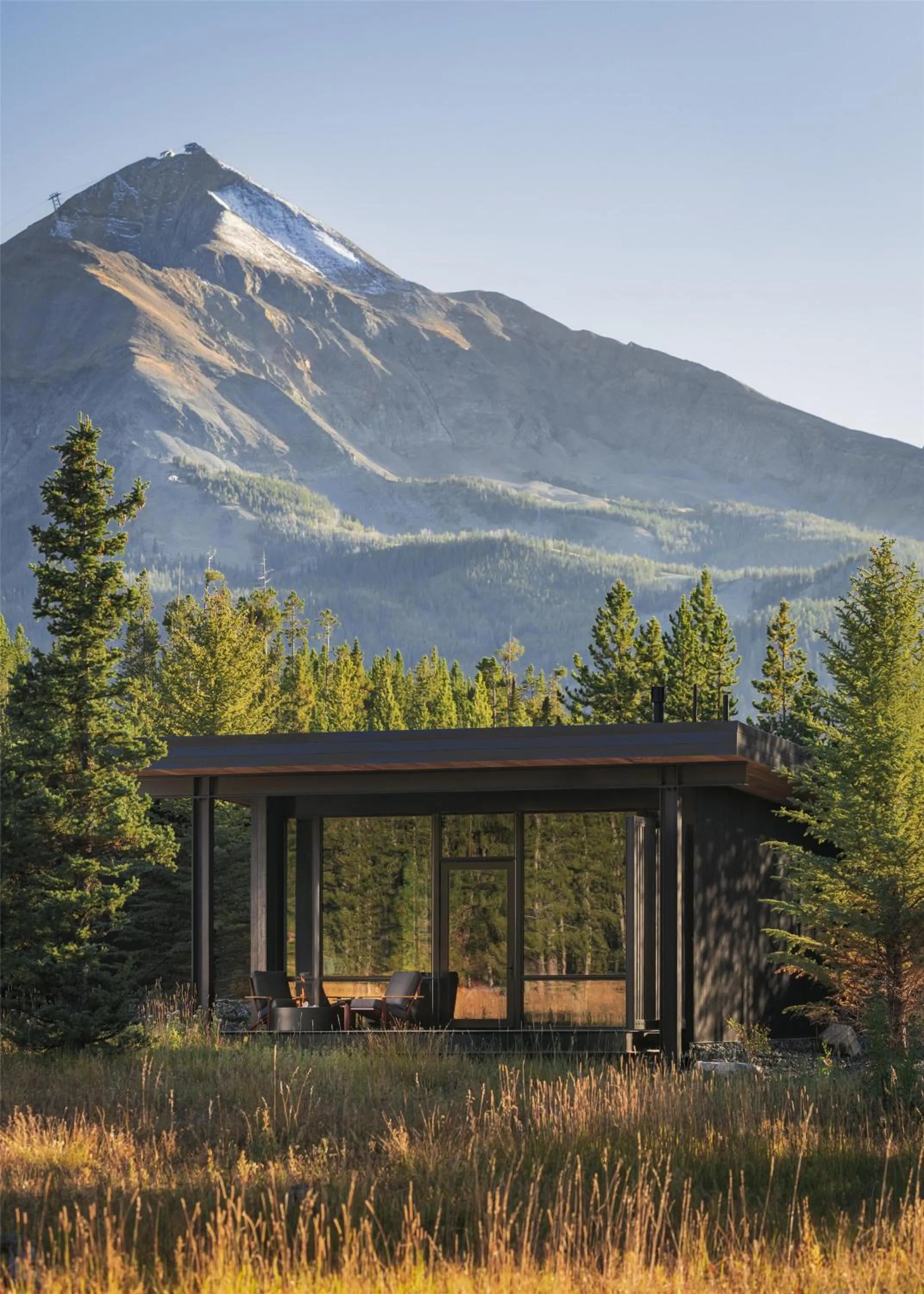 Photo of the whole room in One&Only Moonlight Basin