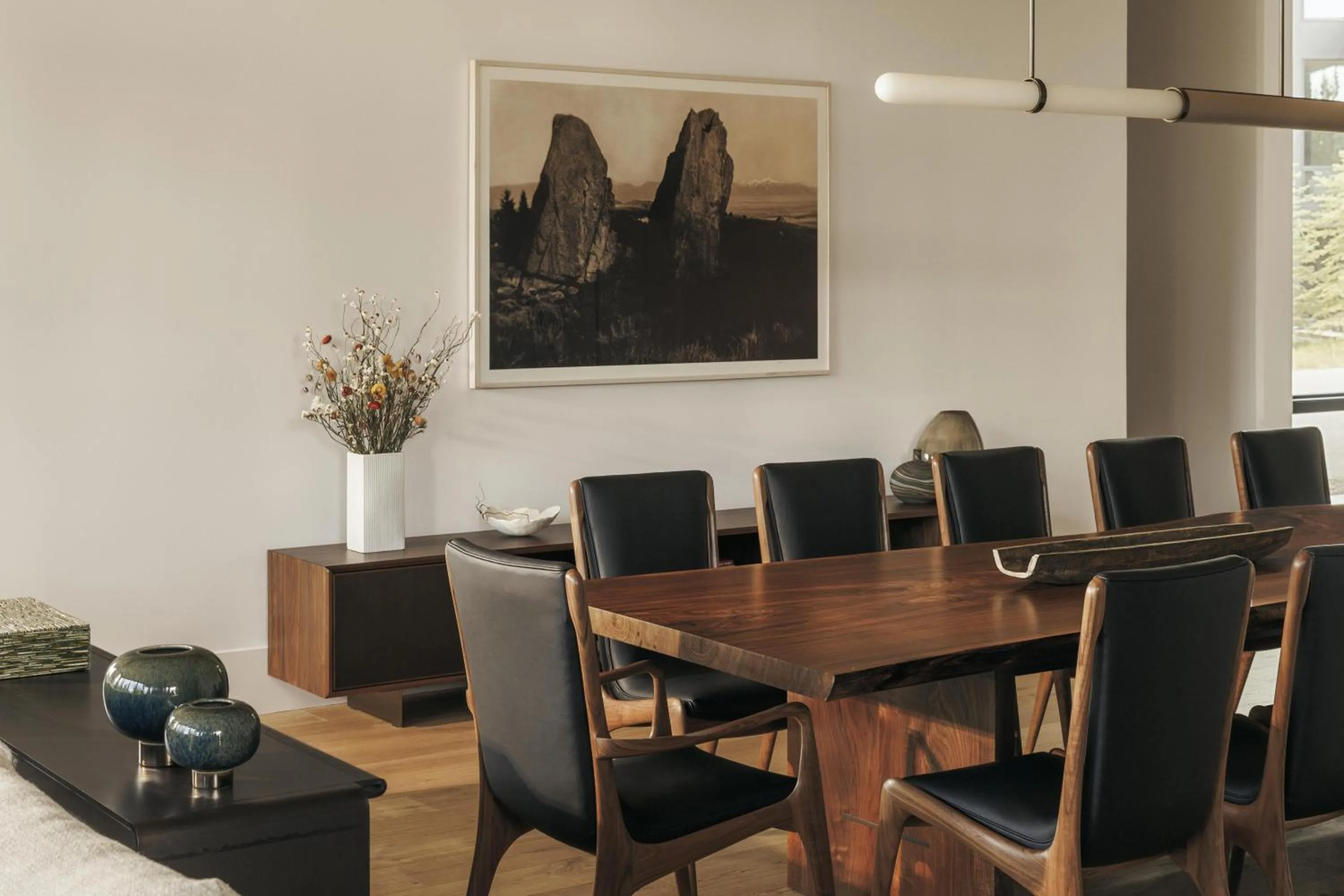 Photo of the whole room in One&Only Moonlight Basin