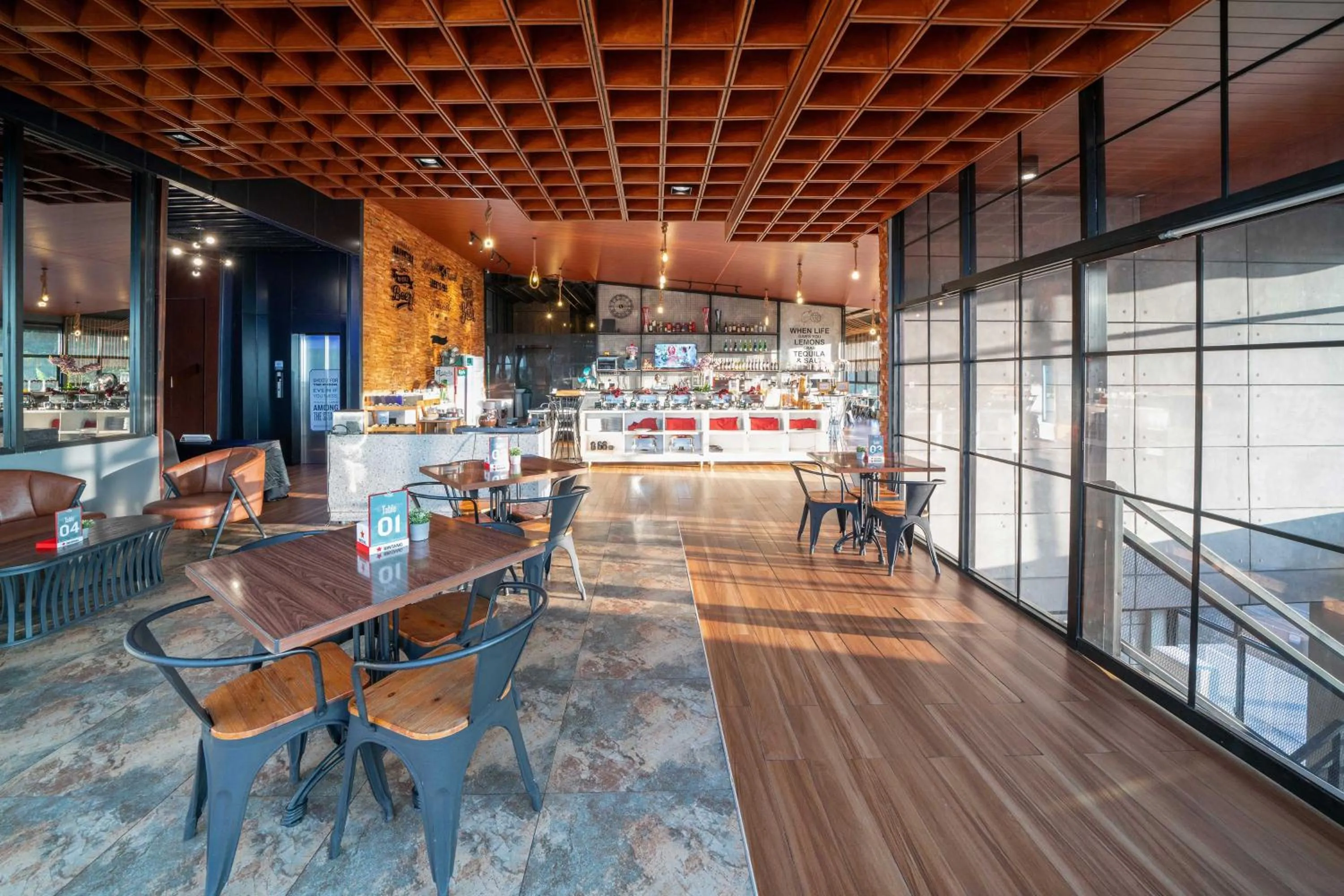 Restaurant/places to eat in KYRIAD M2 LAMPUNG