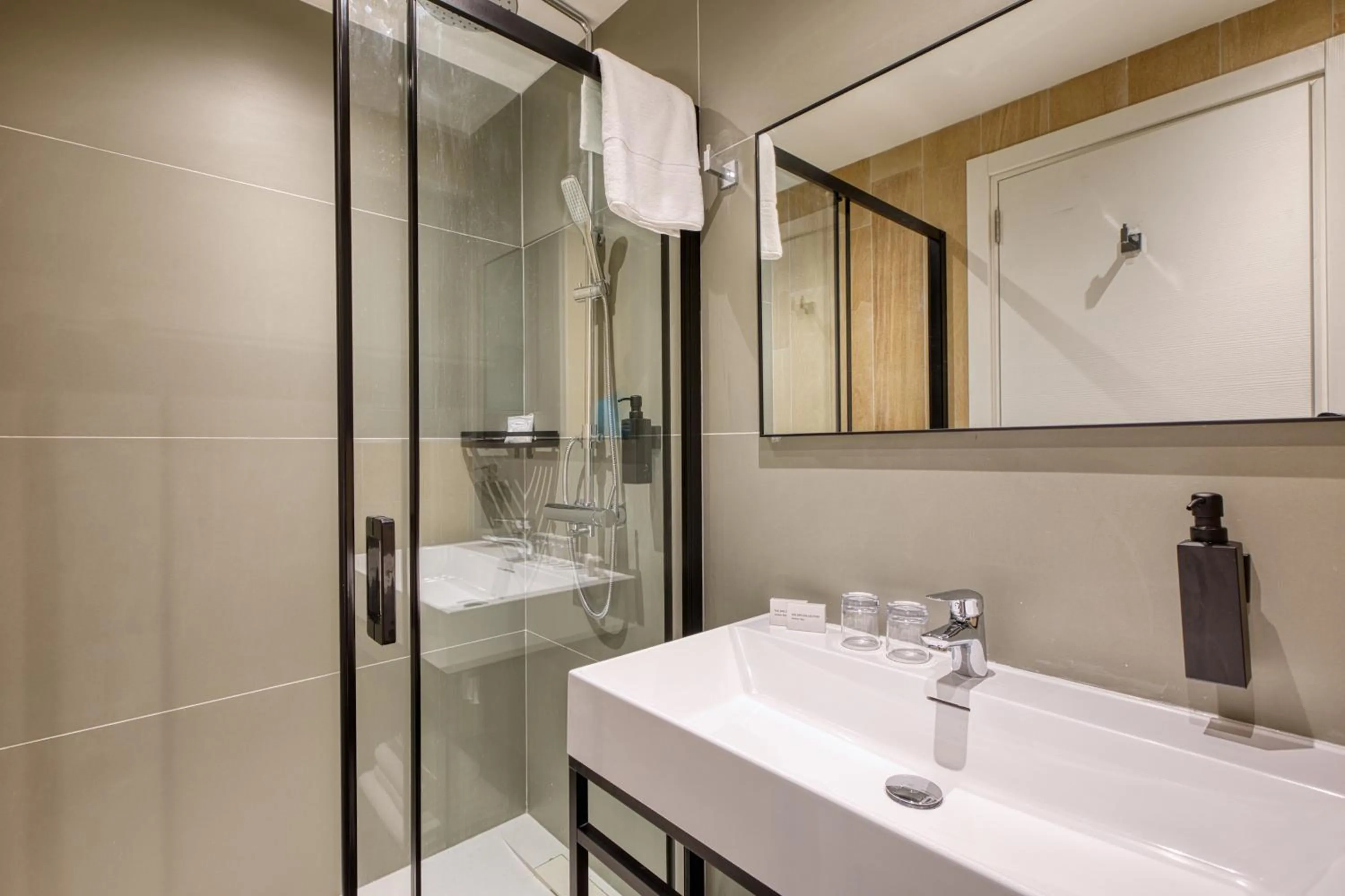 Shower in VITA Hotel & Rooftop