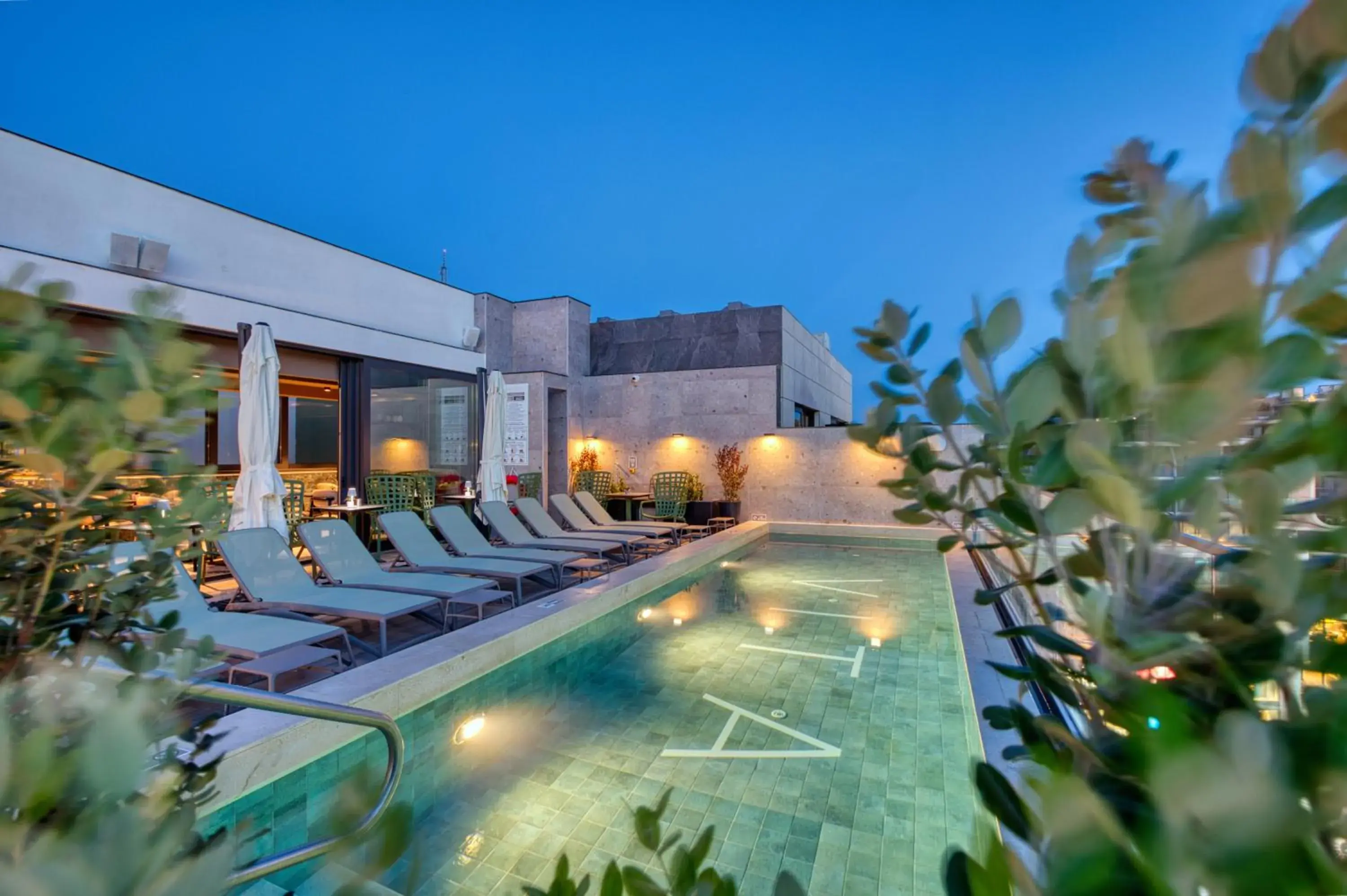 Swimming pool in VITA Hotel & Rooftop Swimming pool in VITA Hotel & Rooftop