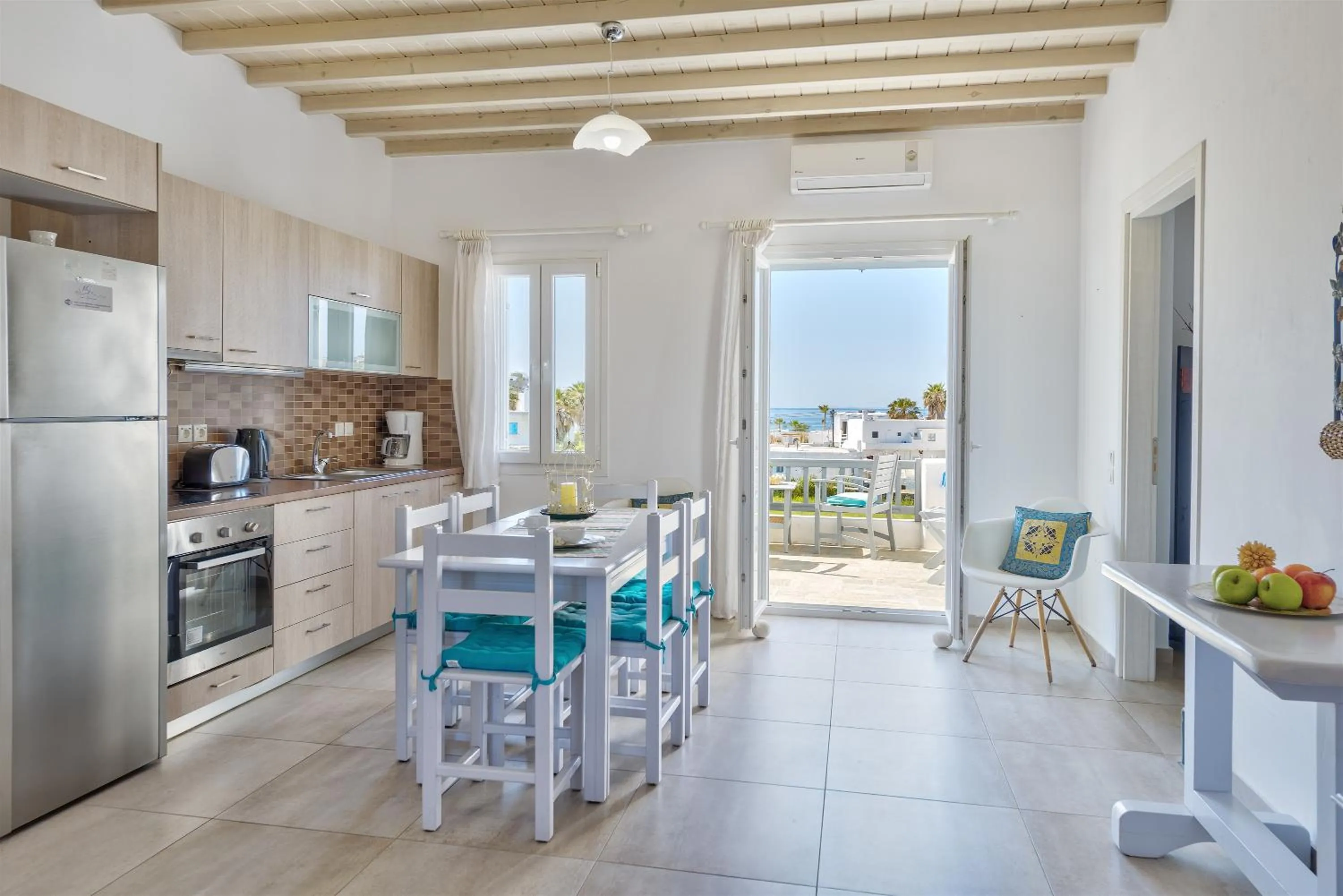 Kitchen or kitchenette in Jewel Apartments Mykonos