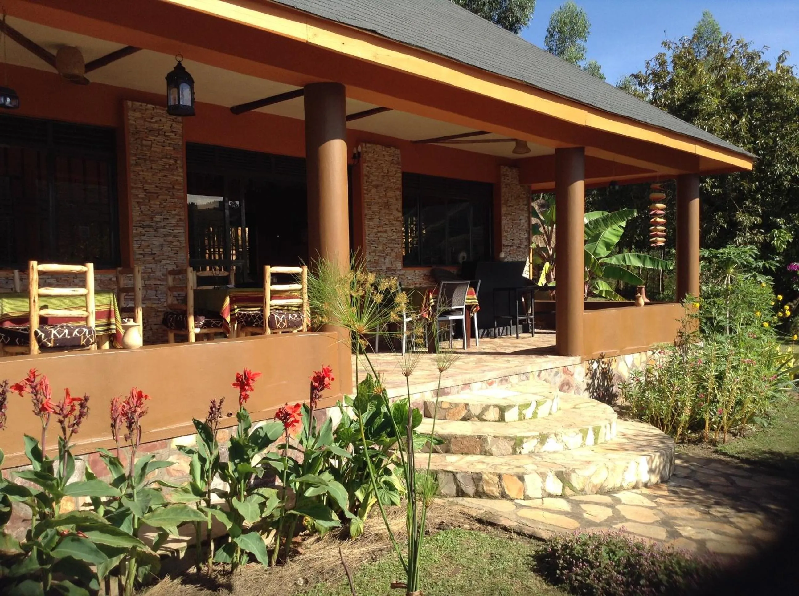 Facade/entrance in Nyore Hillside Retreat