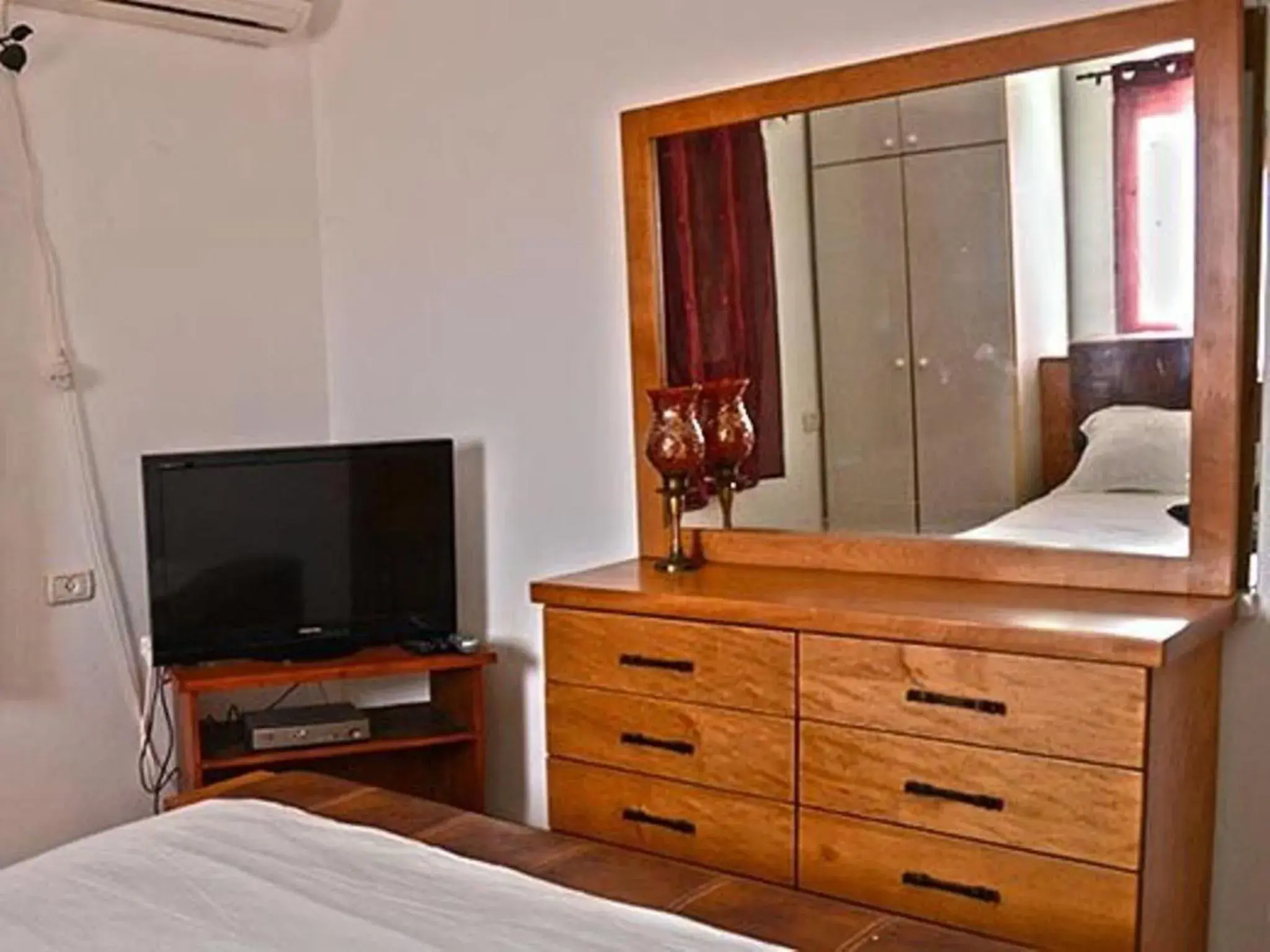 Two-Bedroom Townhouse in Lea's - Spirit of the Galilee Two-Bedroom Townhouse in Lea's - Spirit of the Galilee